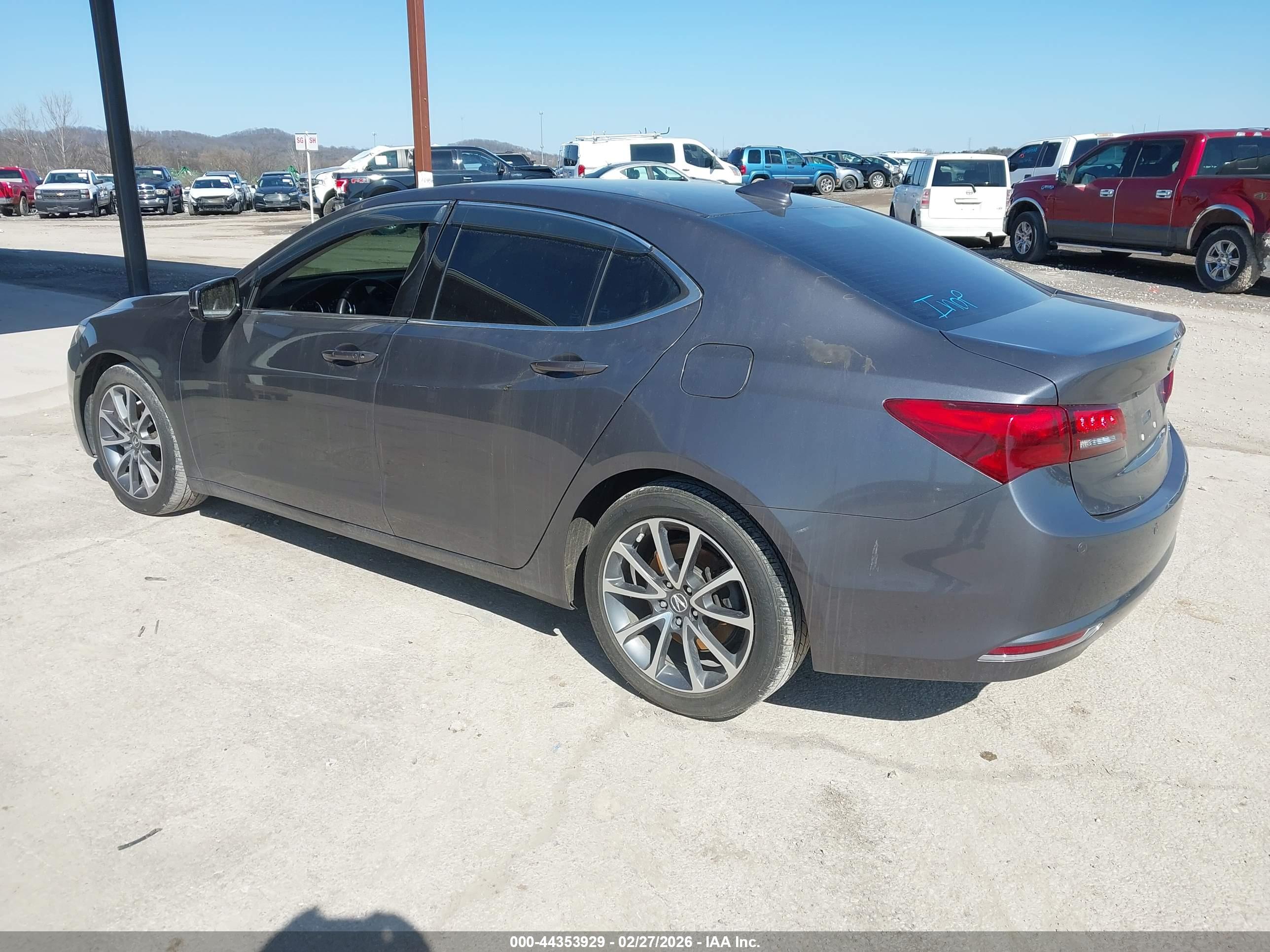ACURA TLX image 3