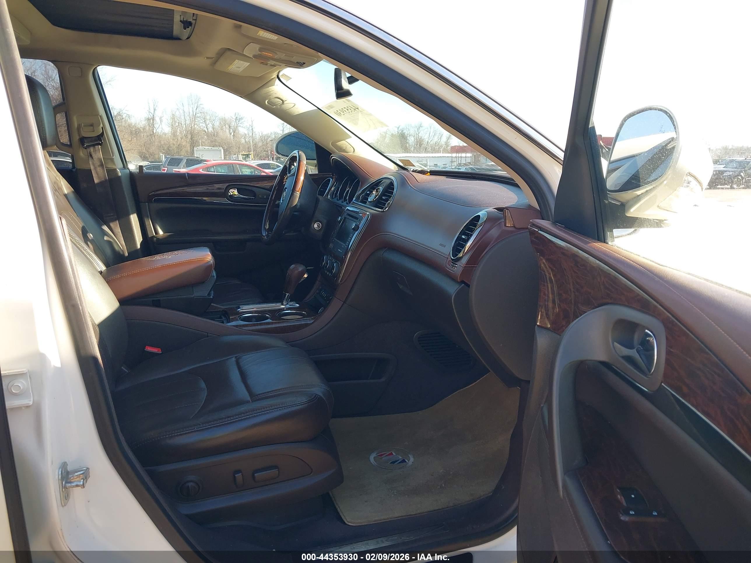 BUICK ENCLAVE image 5