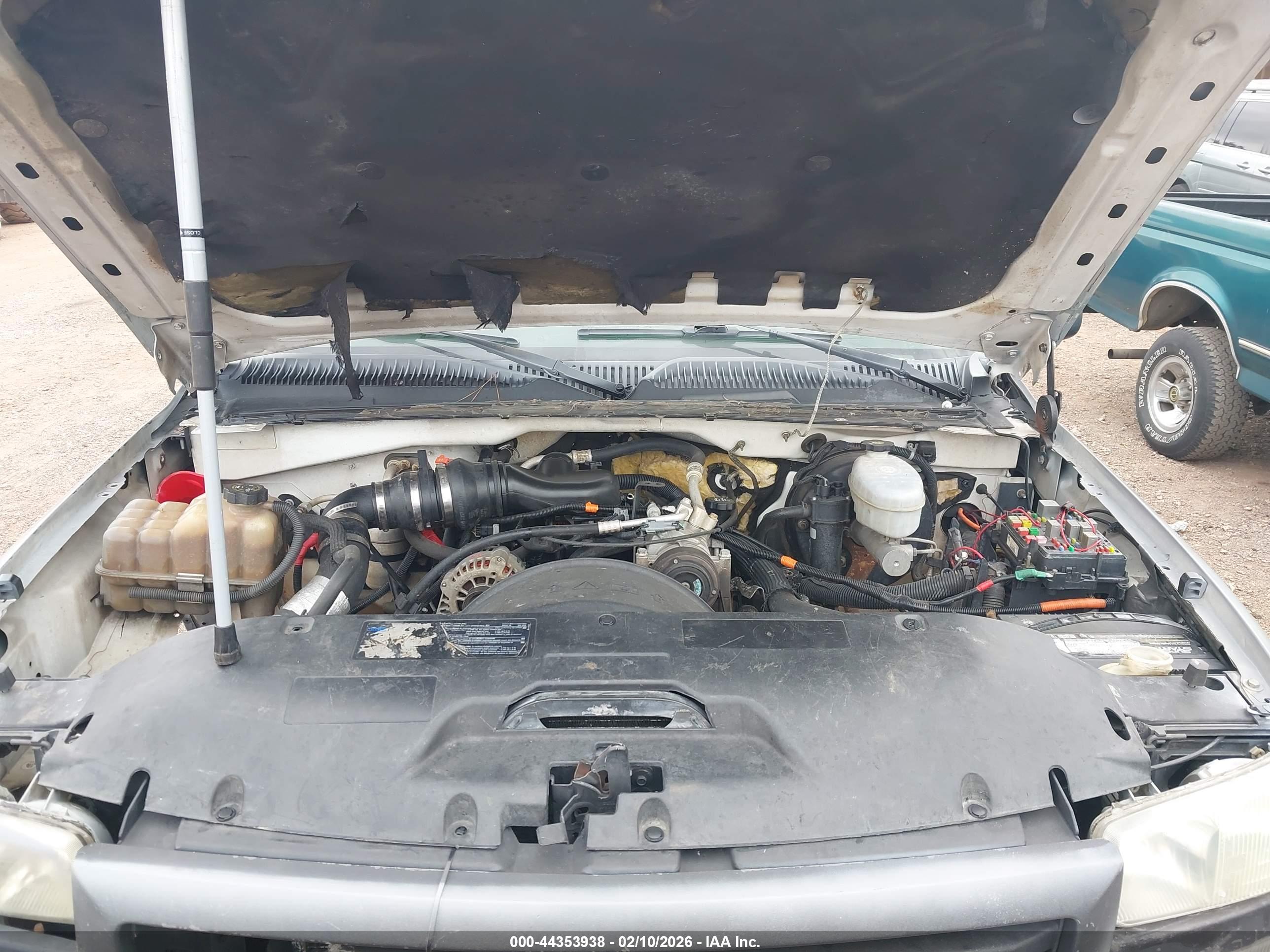 GMC SIERRA image 10