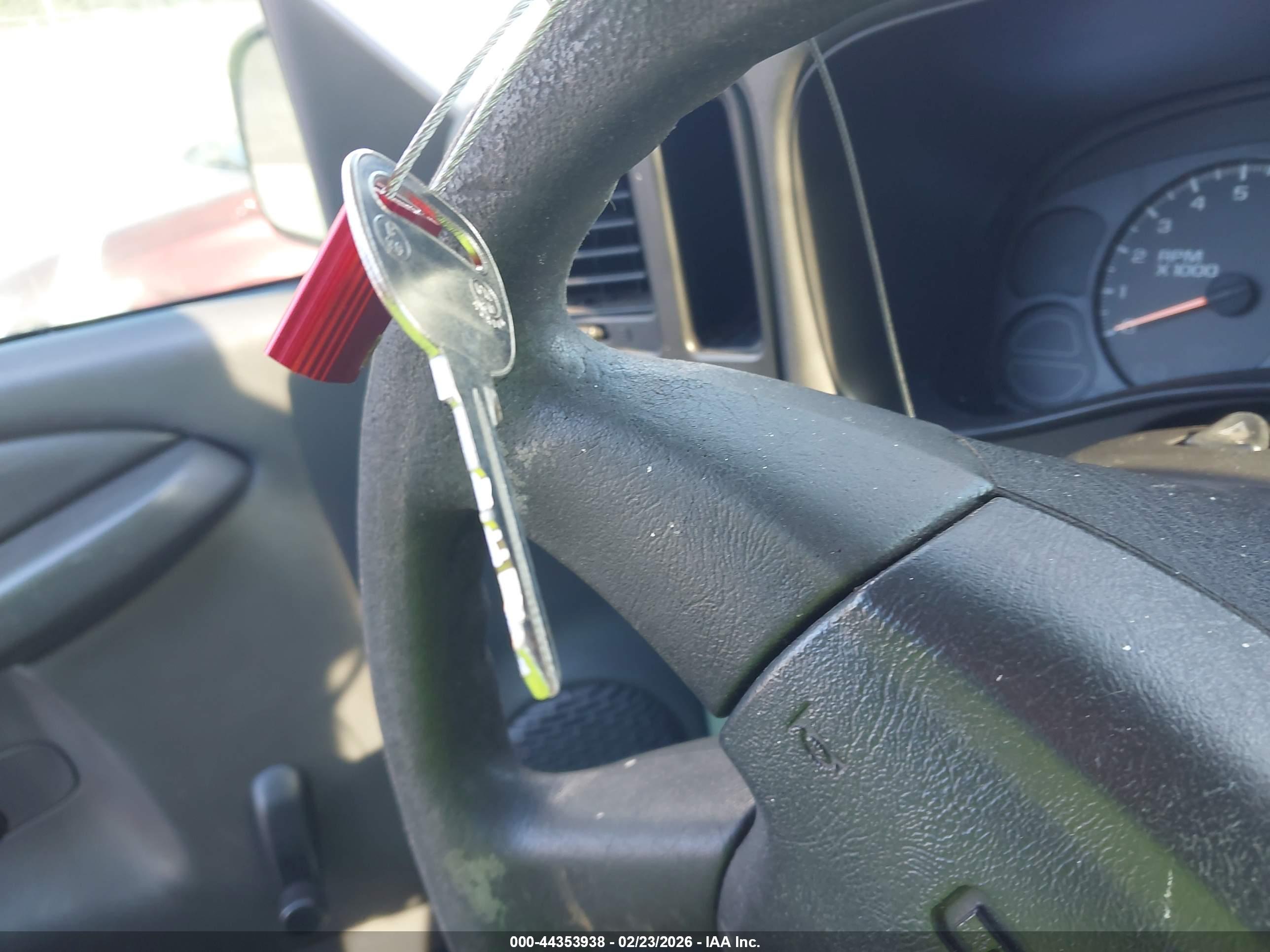 GMC SIERRA image 11
