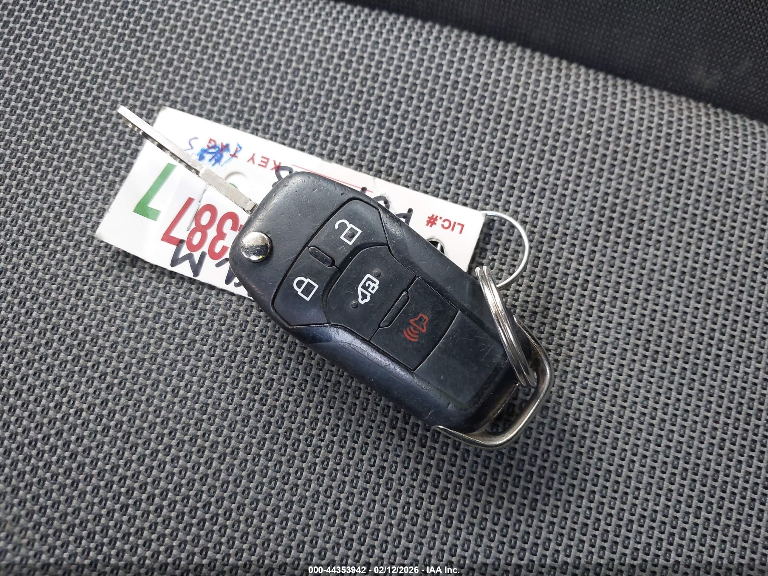 FORD TRANSIT image 11