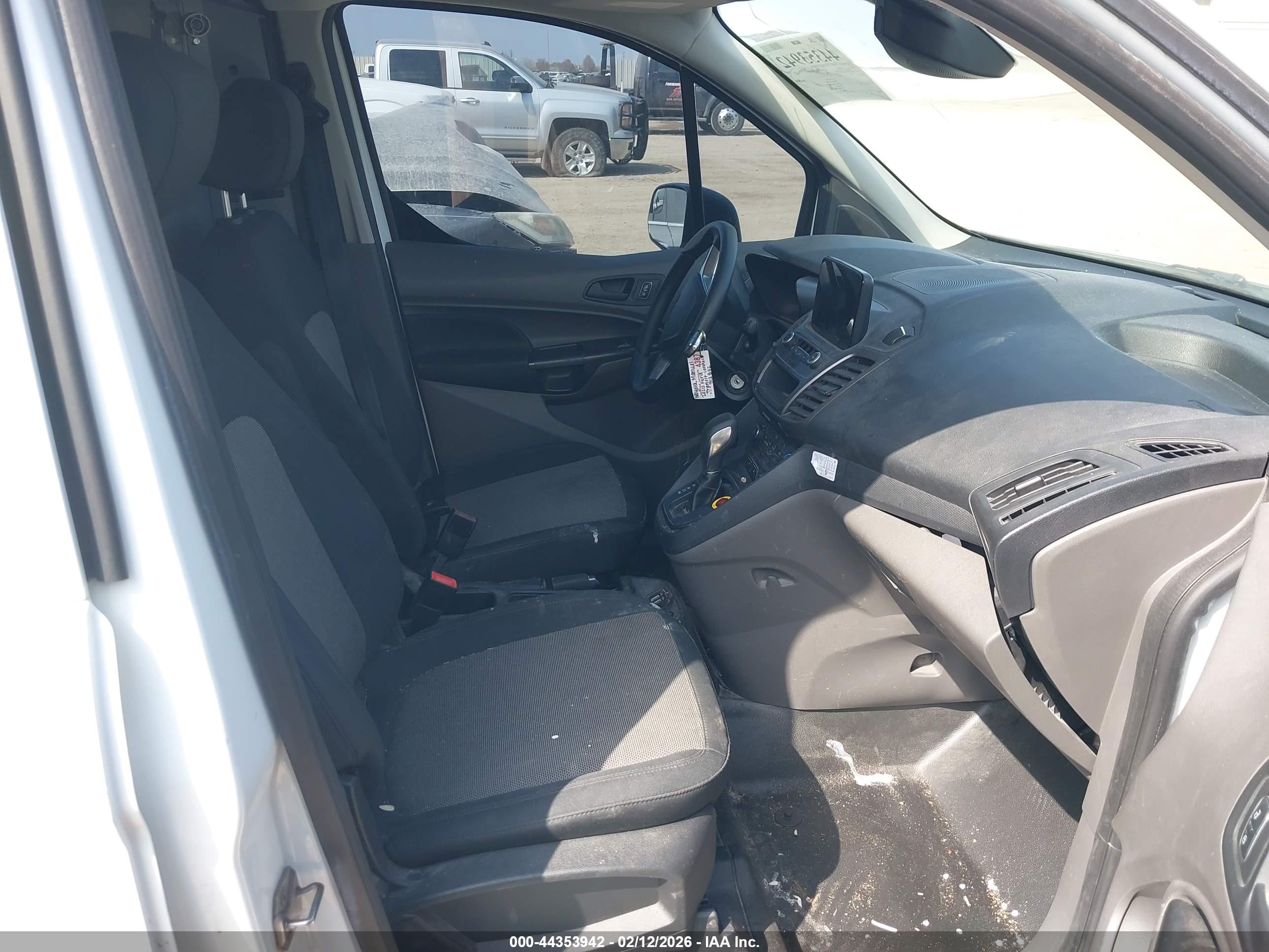 FORD TRANSIT image 5