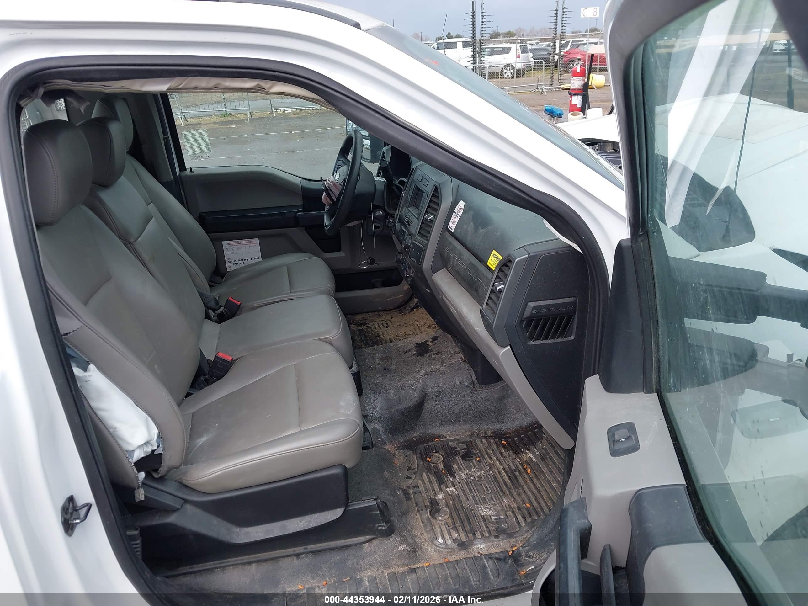 FORD F-250 image 5