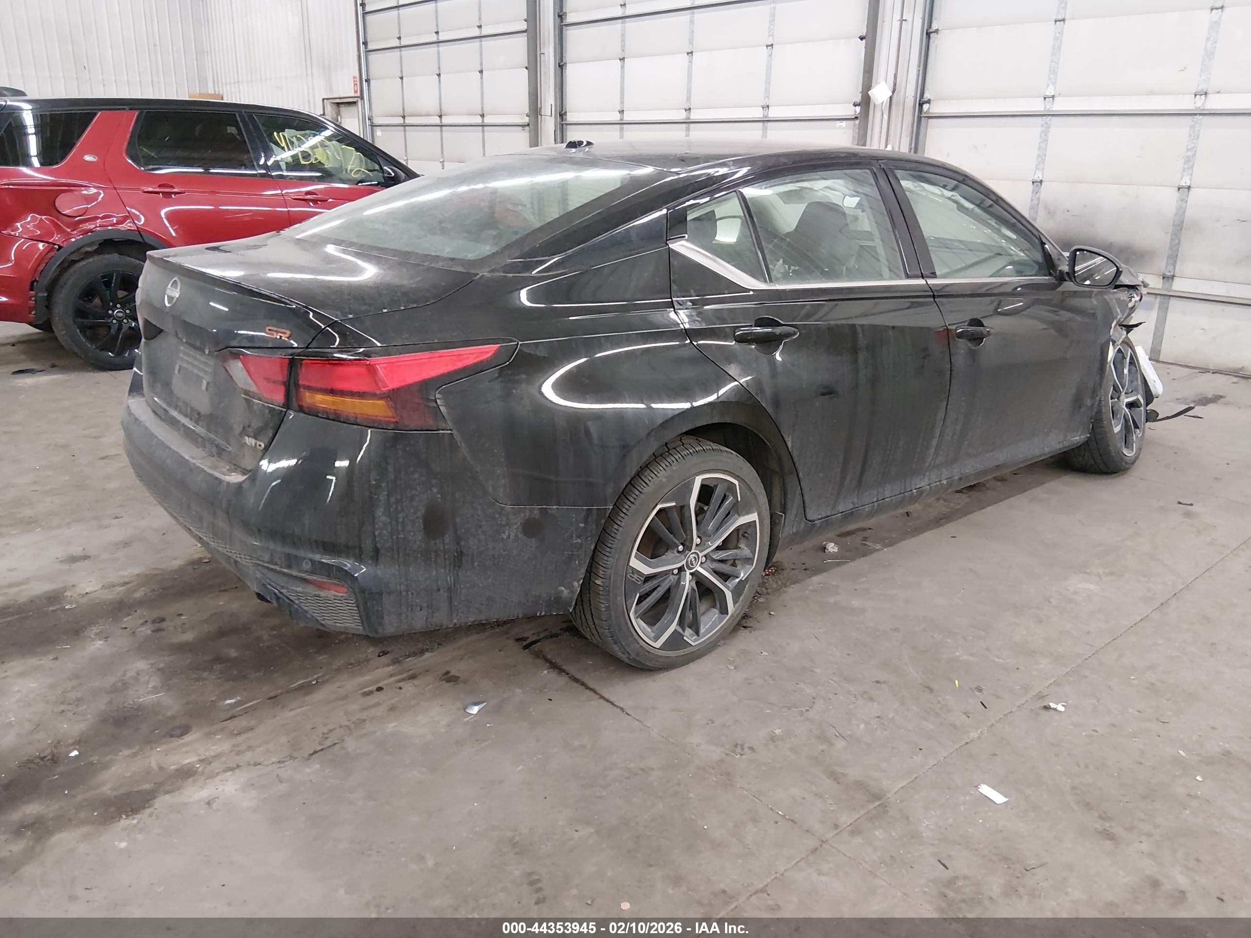 NISSAN ALTIMA image 4