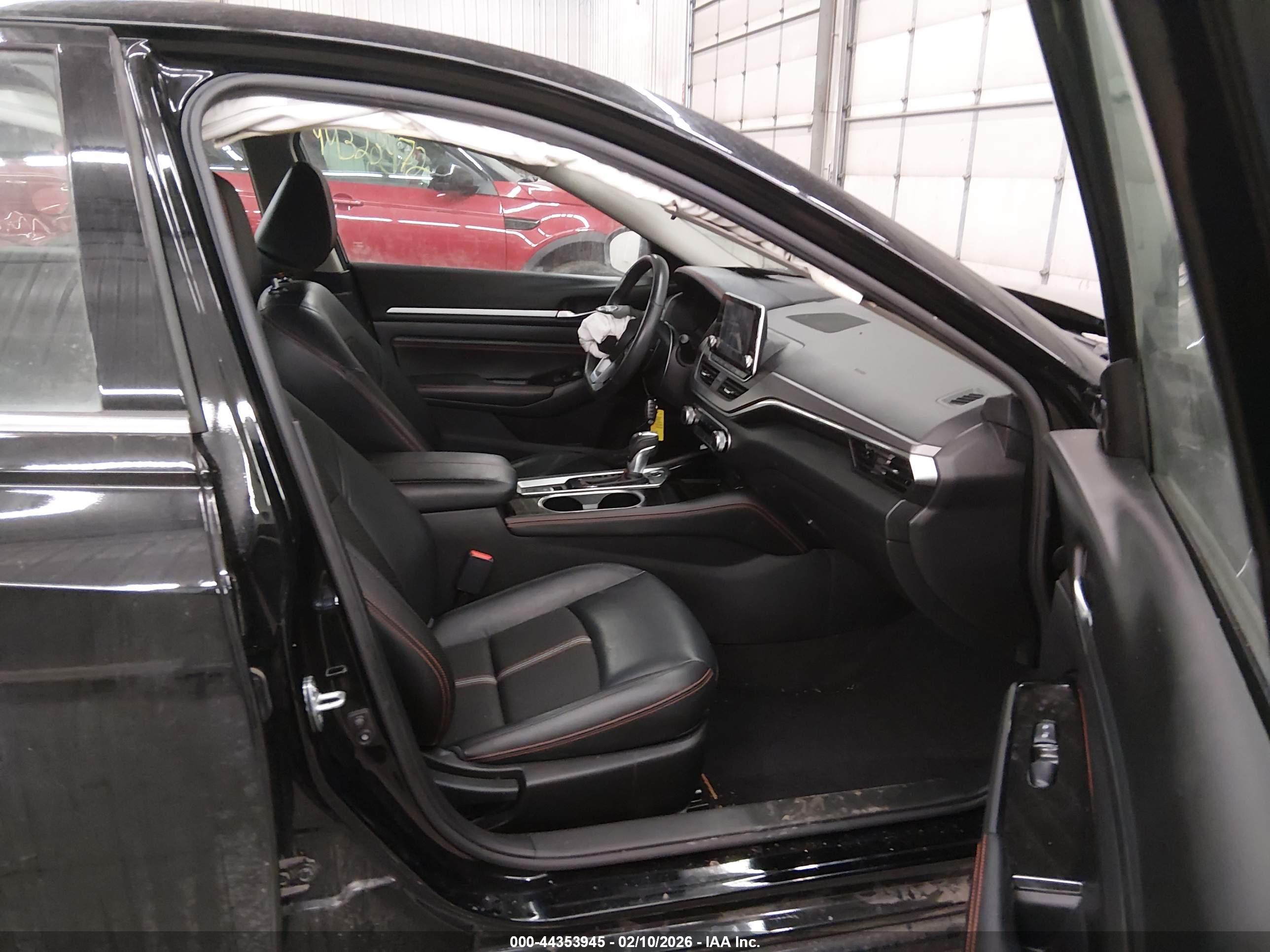 NISSAN ALTIMA image 5