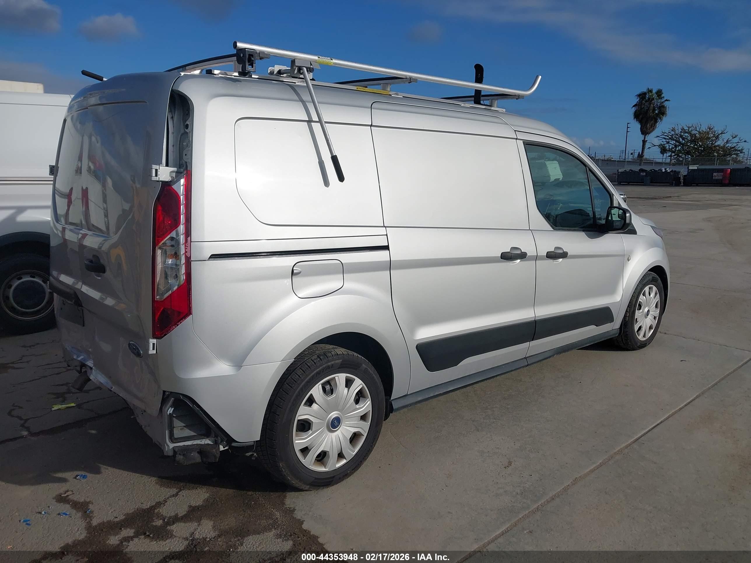 FORD TRANSIT image 4