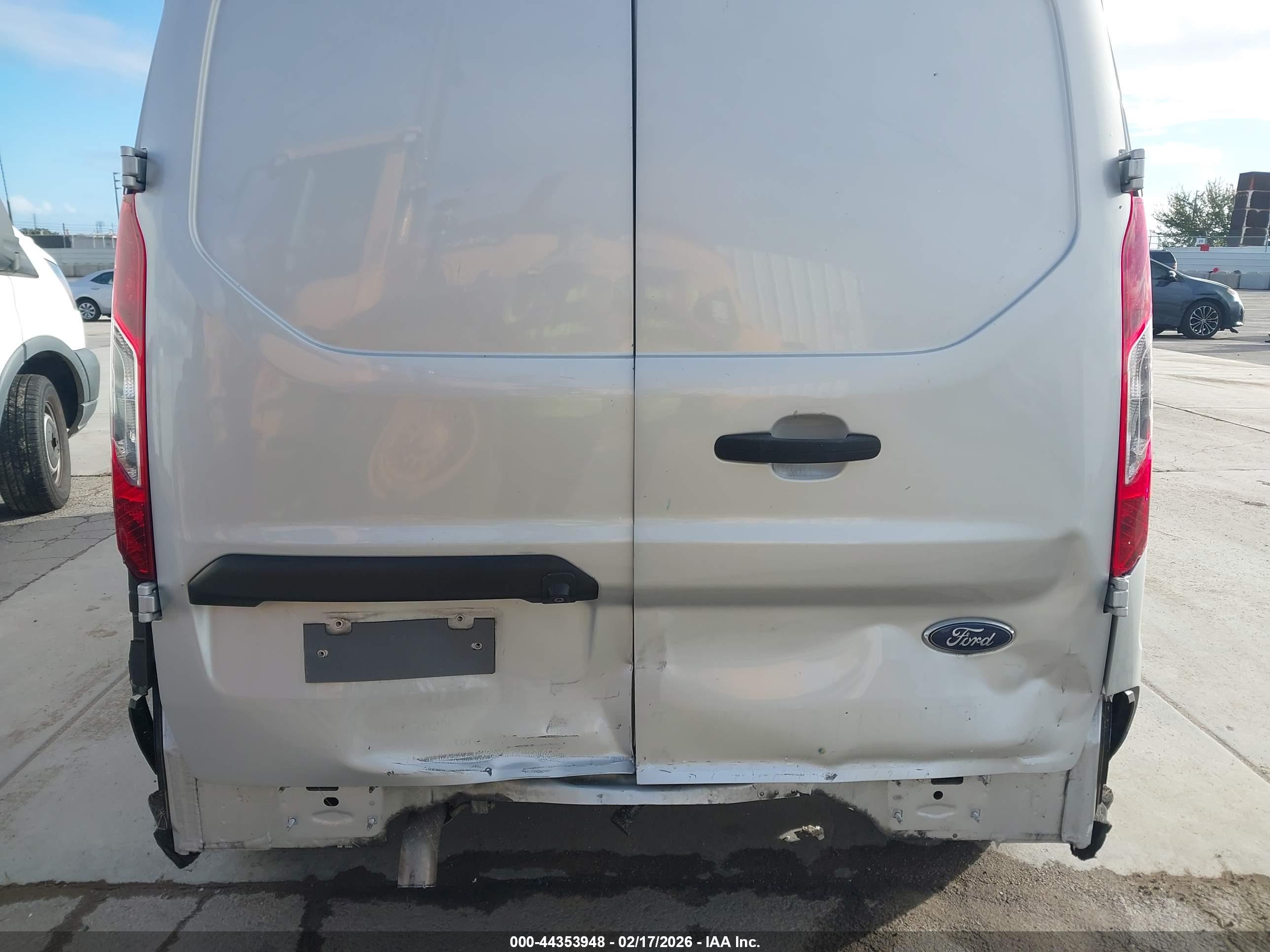 FORD TRANSIT image 6