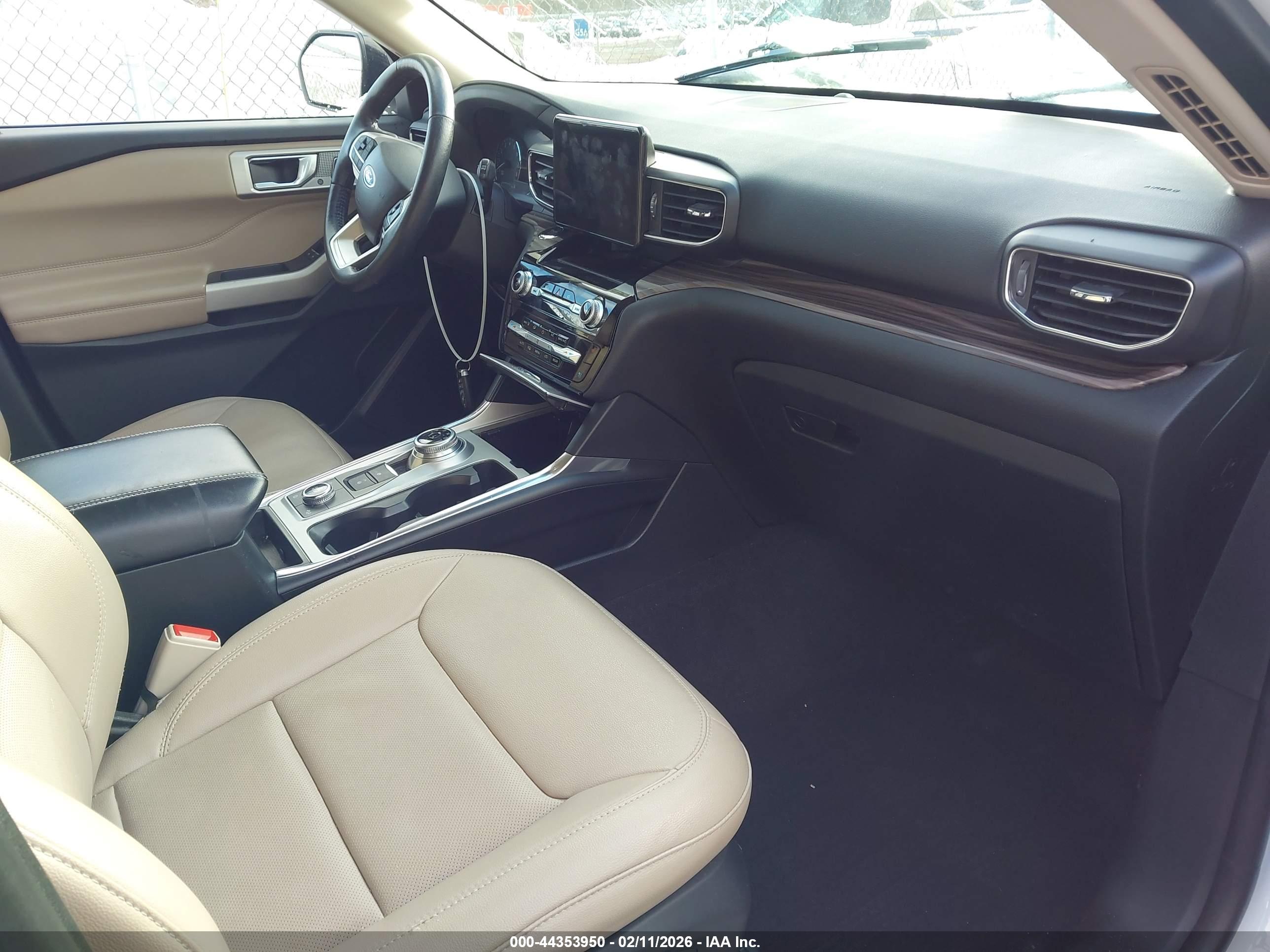 FORD EXPLORER image 5