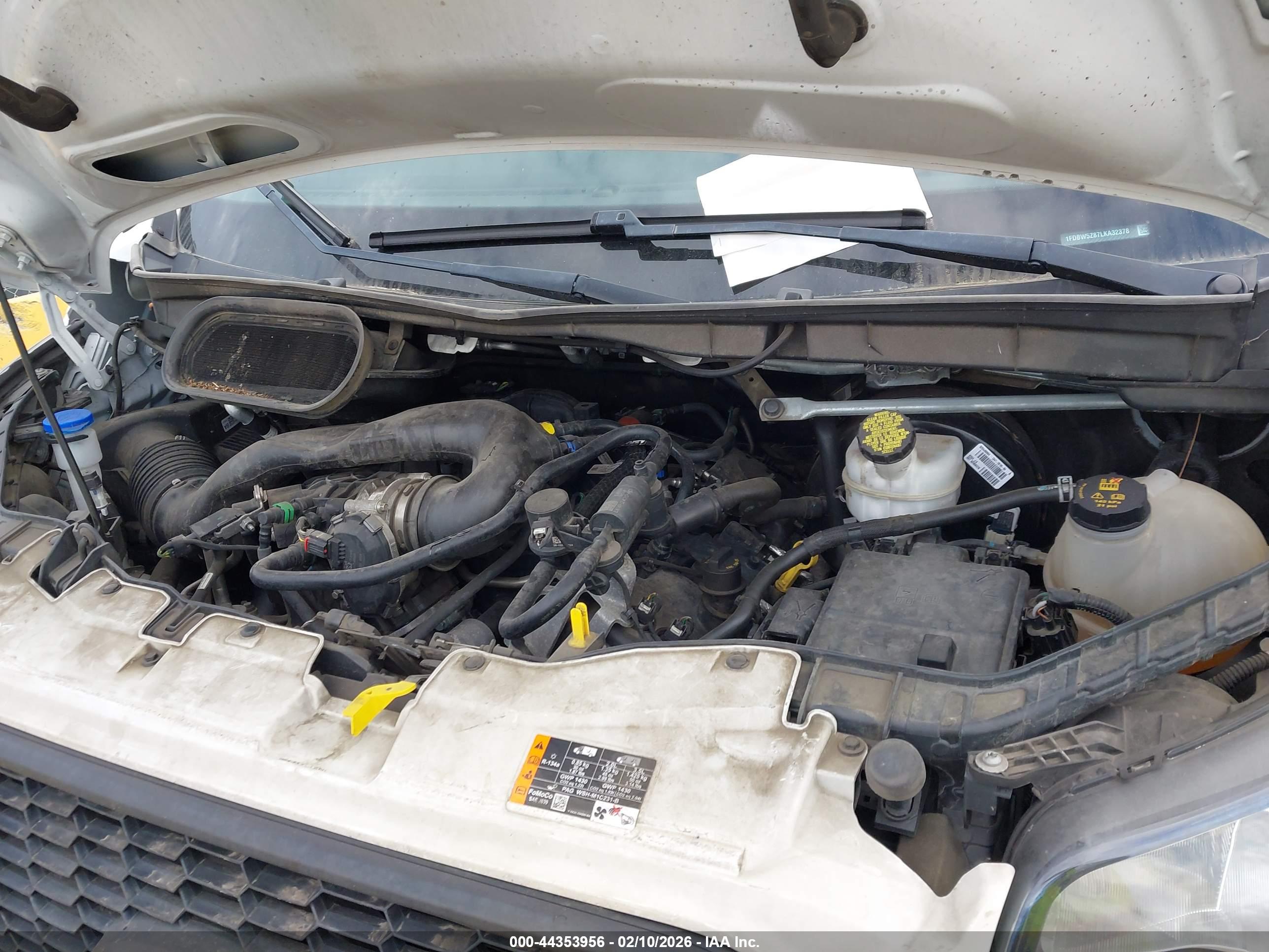 FORD TRANSIT-350 image 10
