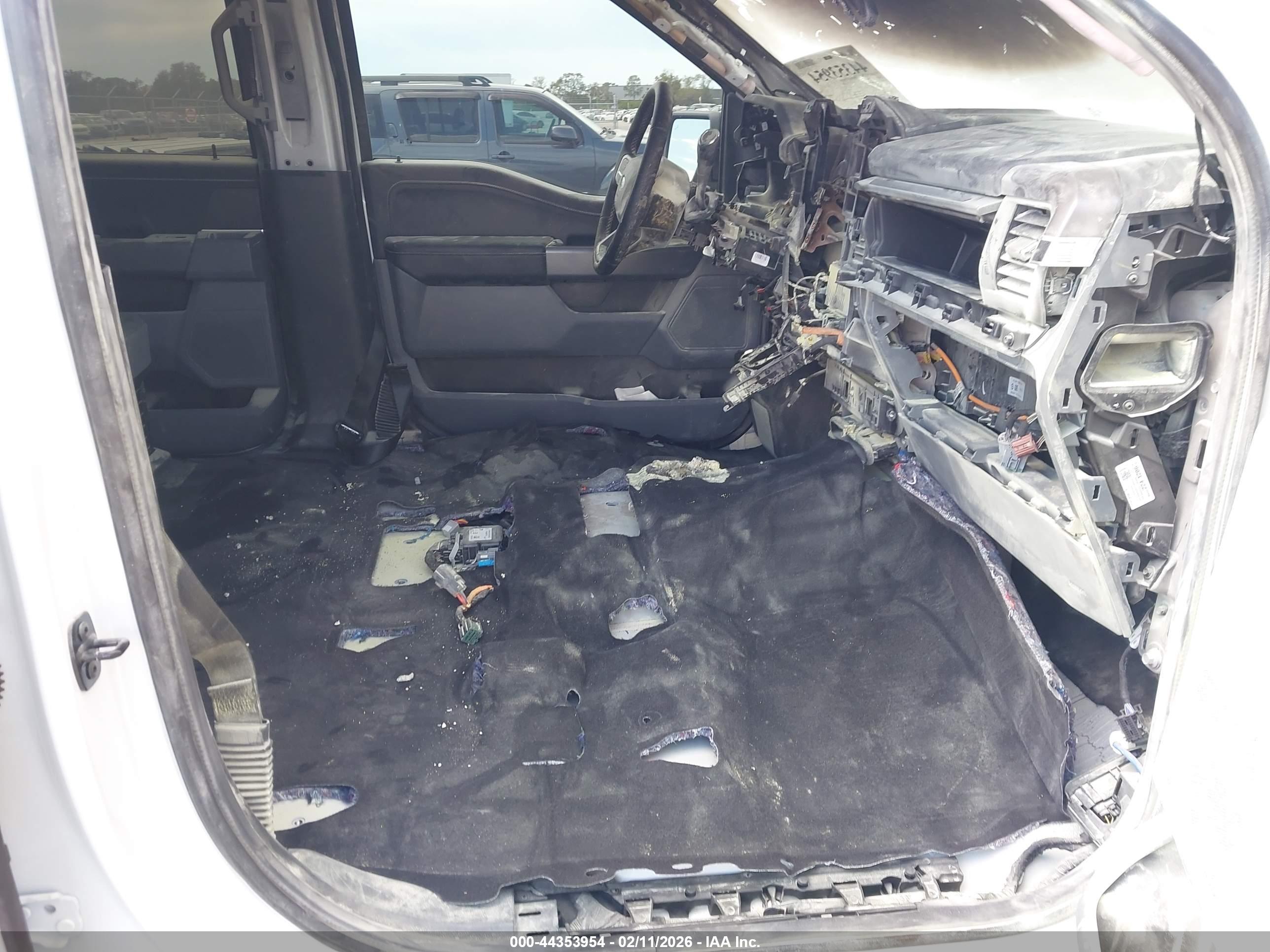 FORD F-150 image 5