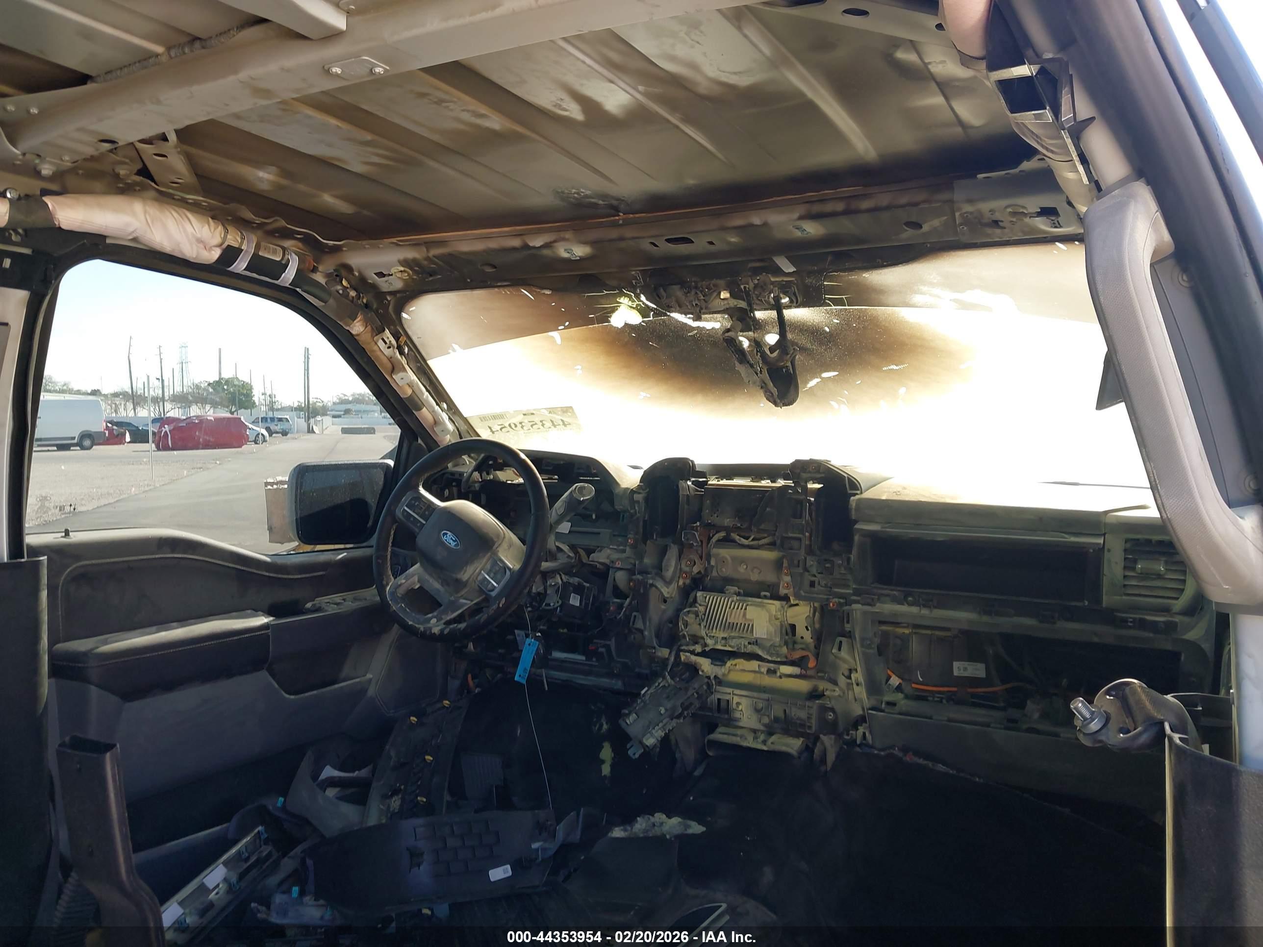 FORD F-150 image 6