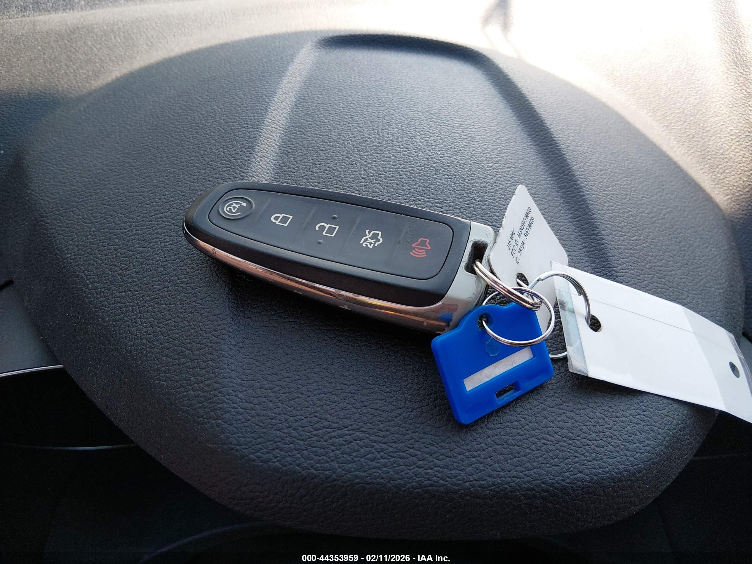 FORD ESCAPE image 11