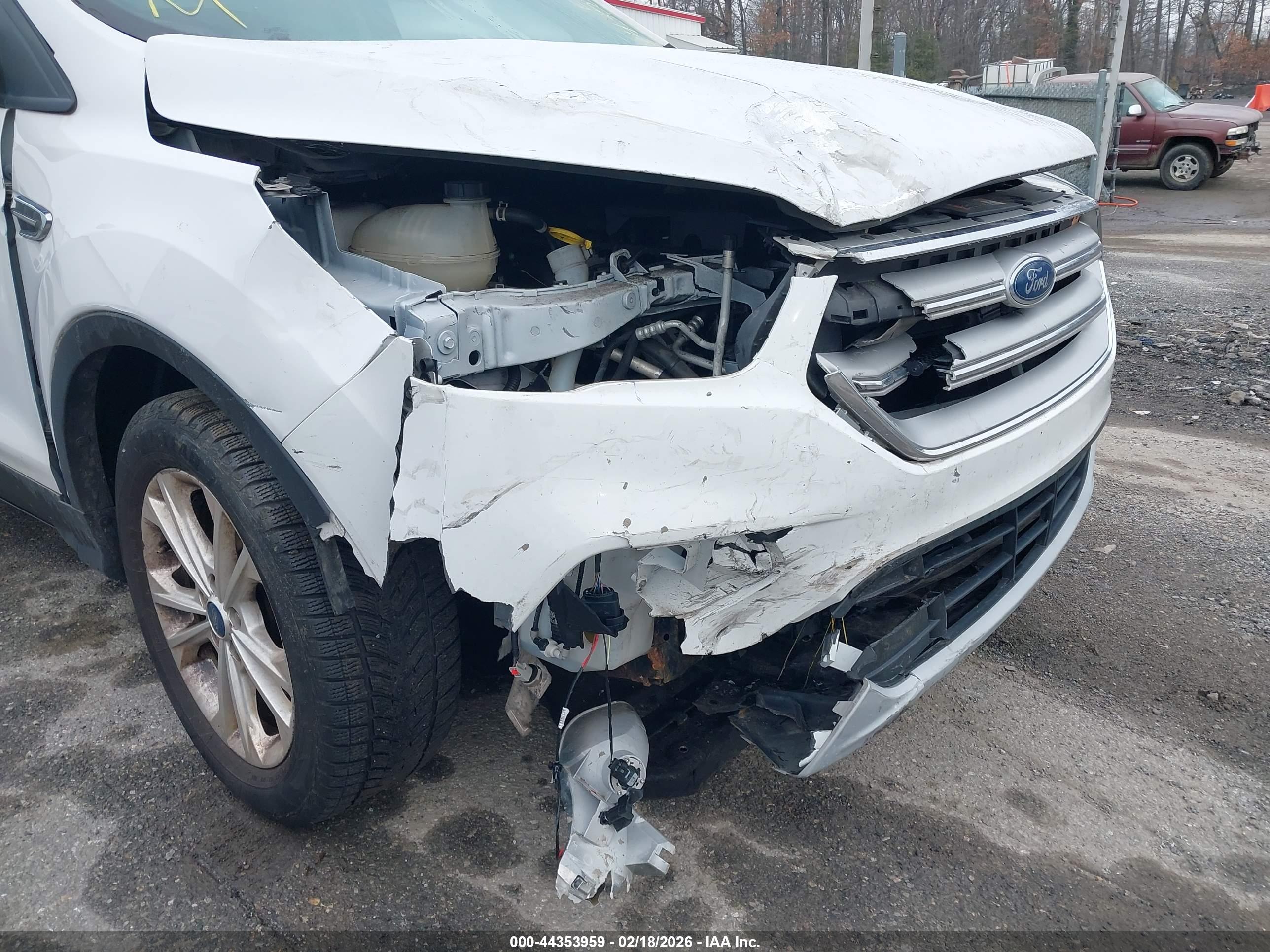 FORD ESCAPE image 6
