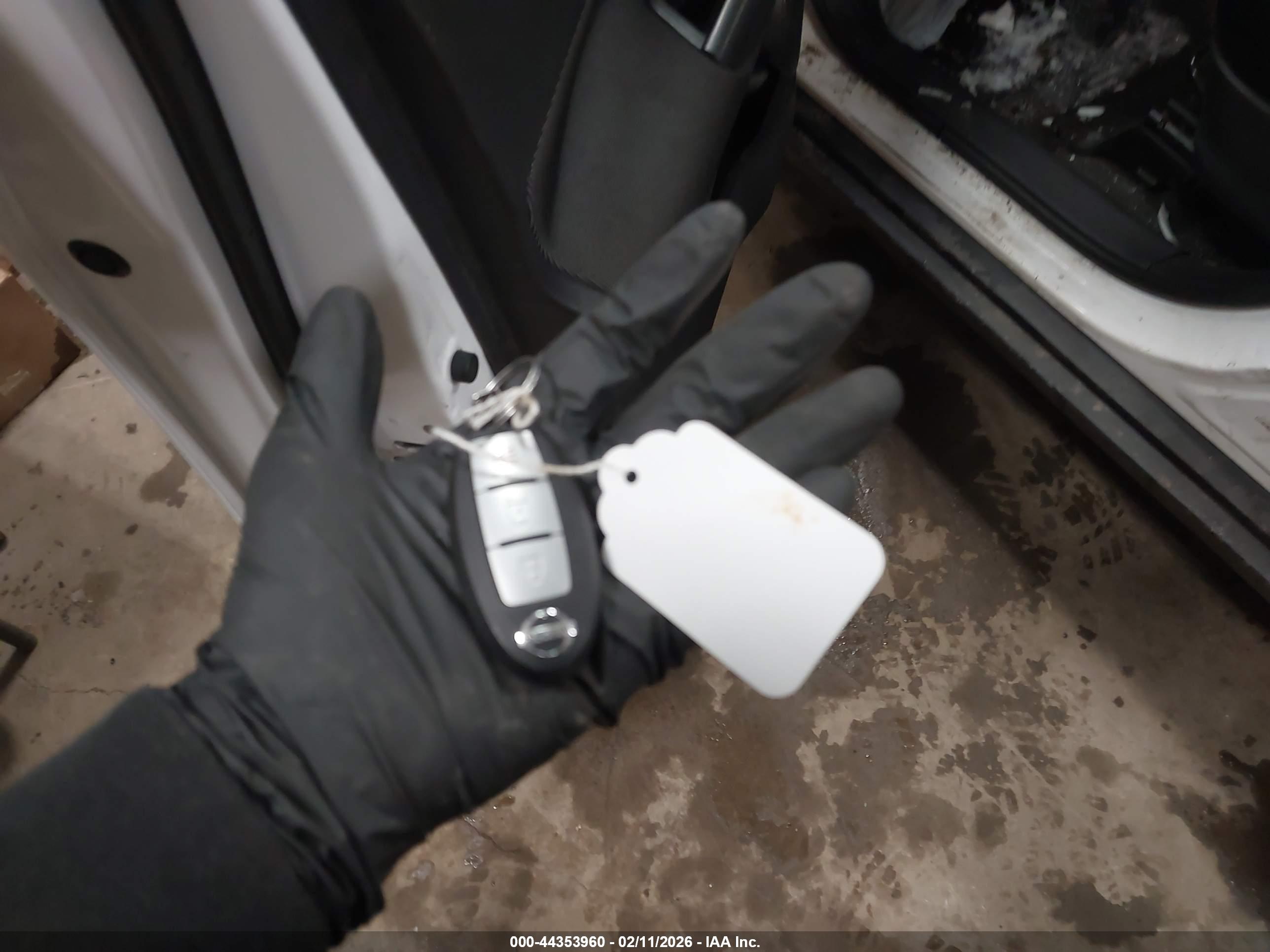 NISSAN KICKS image 11