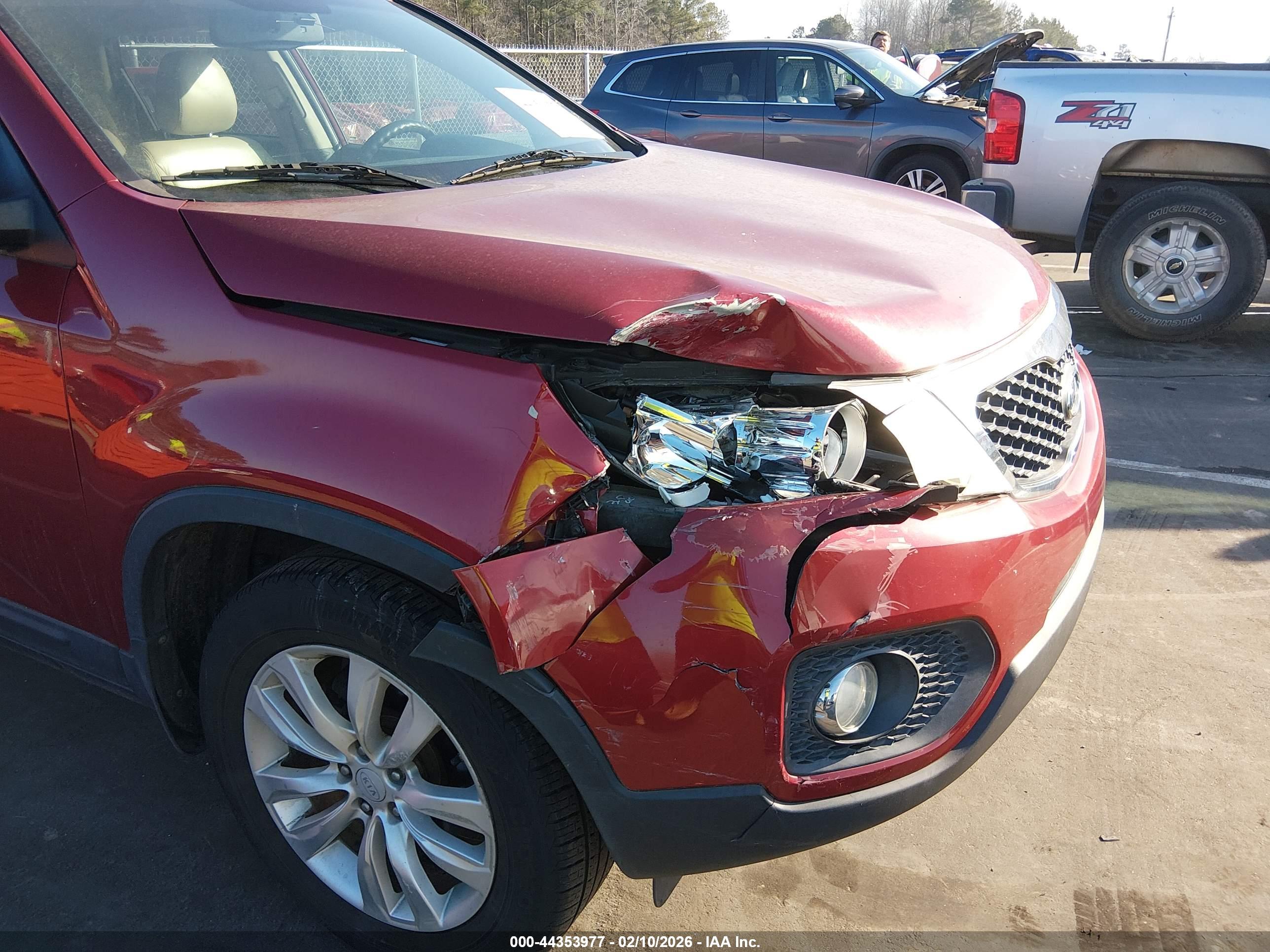 KIA SORENTO image 6