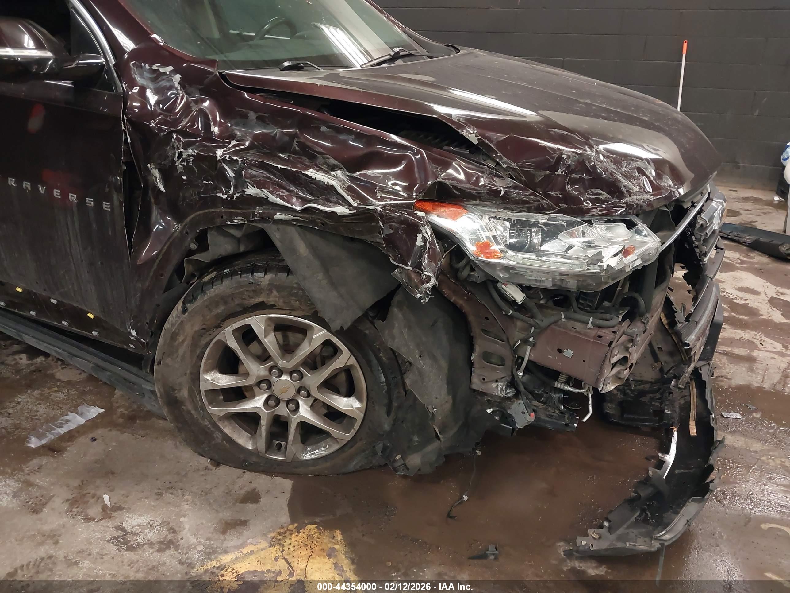 CHEVROLET TRAVERSE image 6