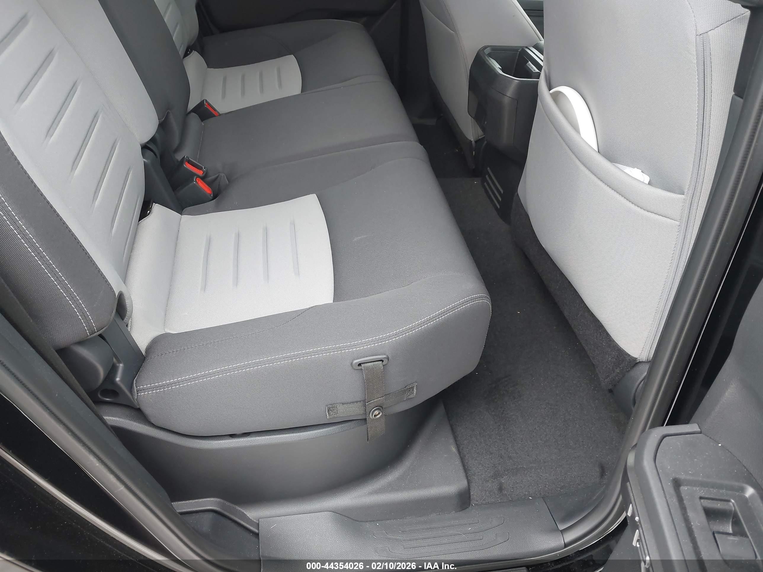 TOYOTA TACOMA image 8