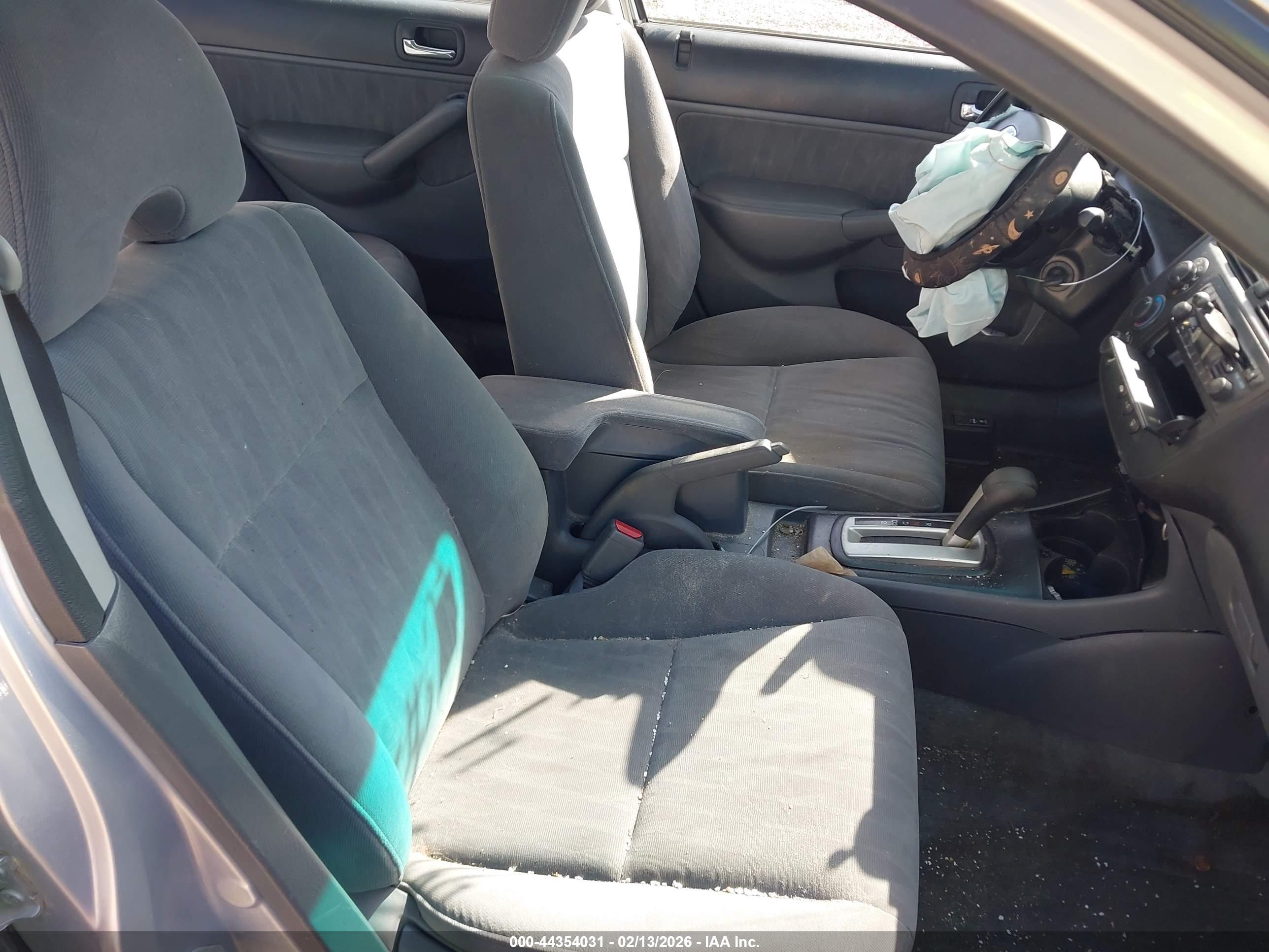HONDA CIVIC image 5