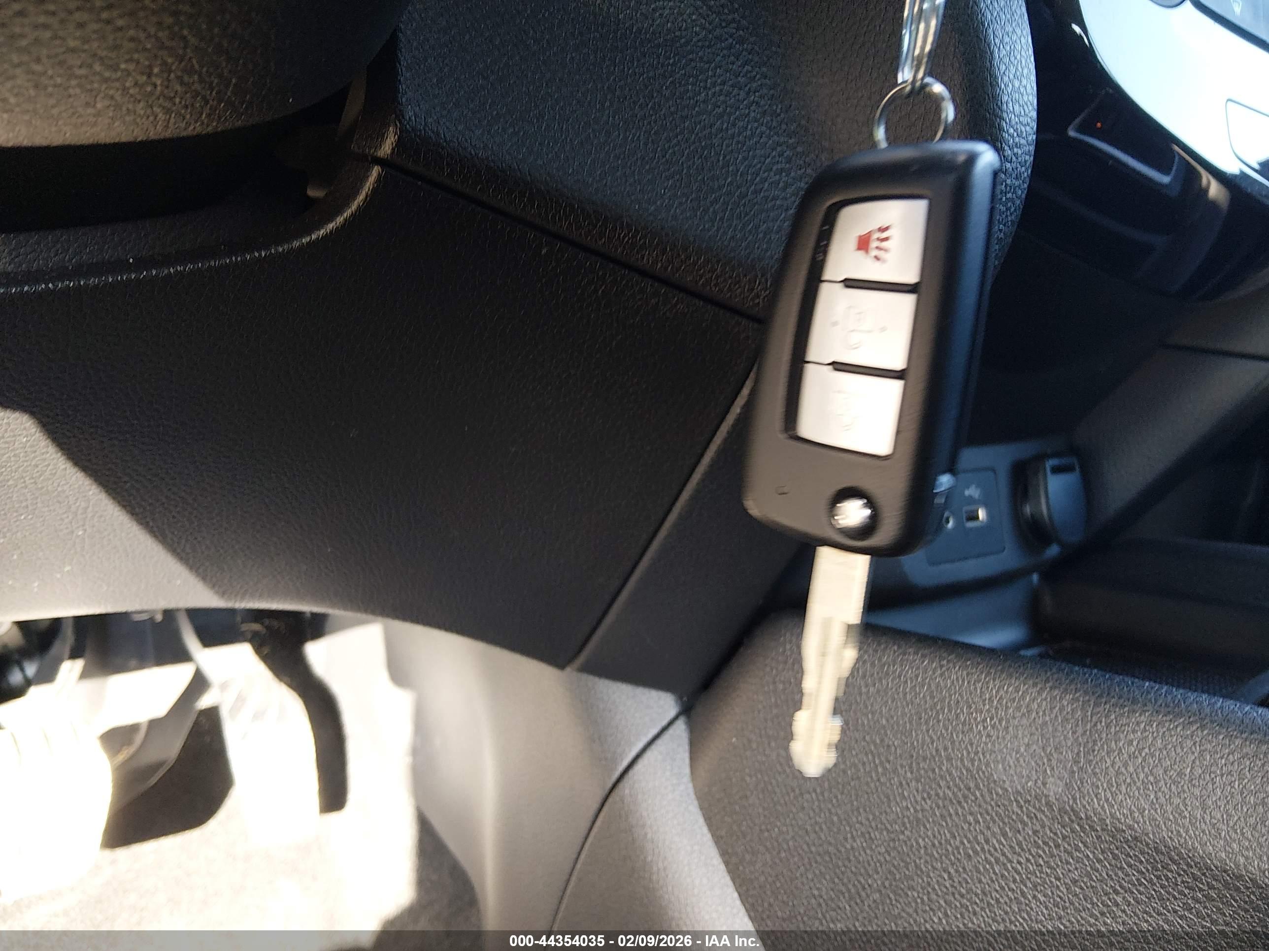 NISSAN ROGUE image 11