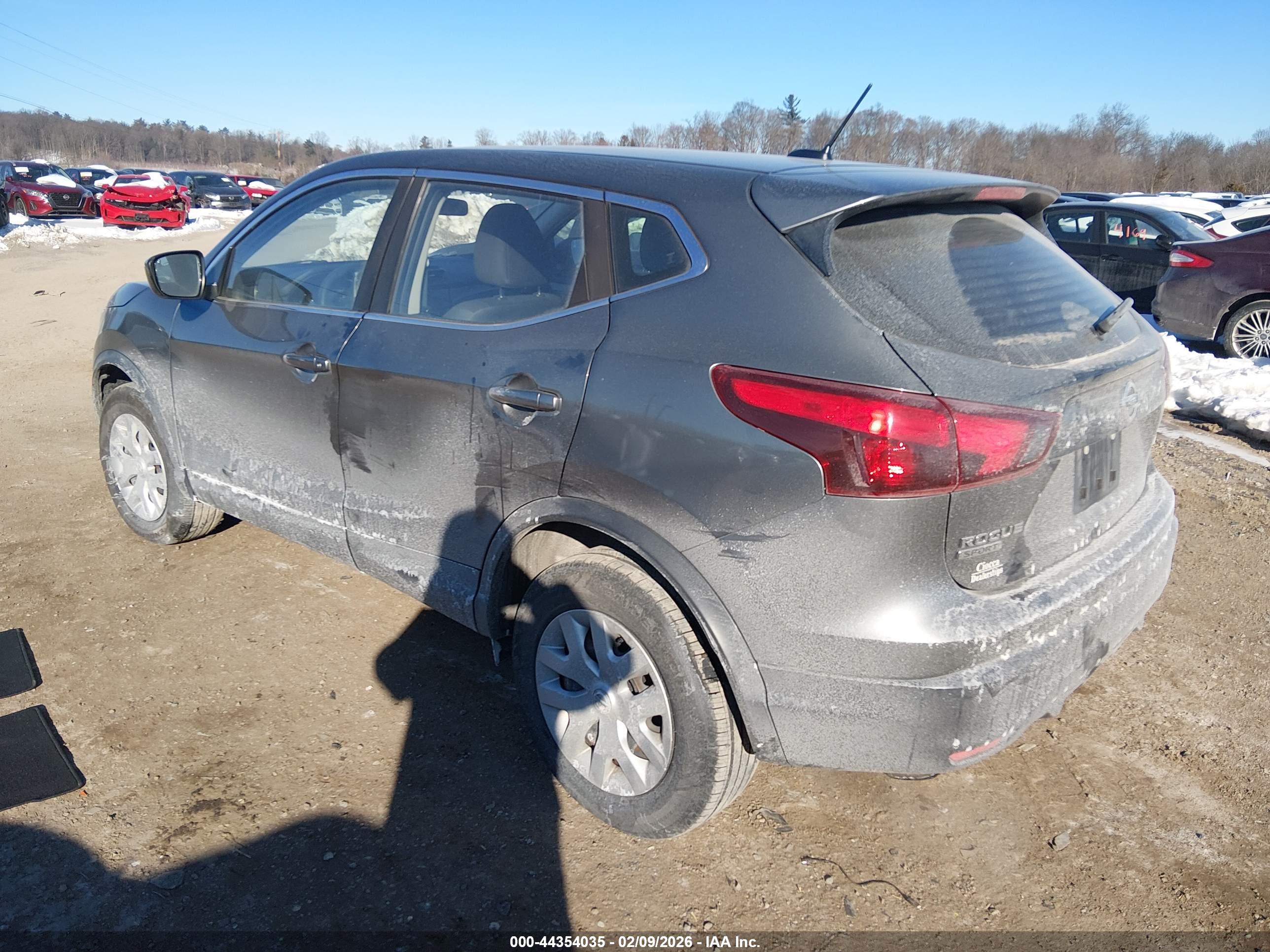 NISSAN ROGUE image 3