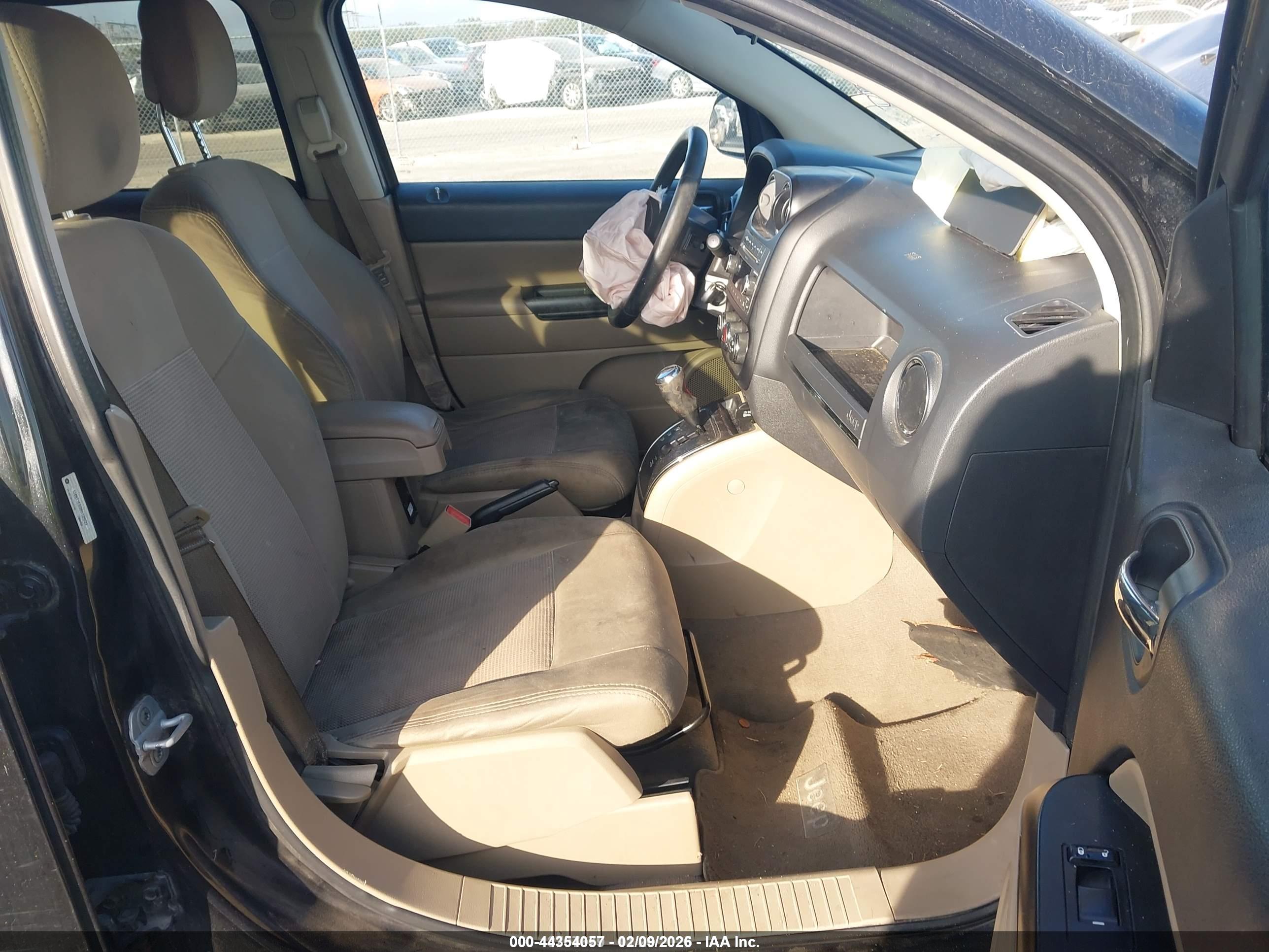 JEEP COMPASS image 5