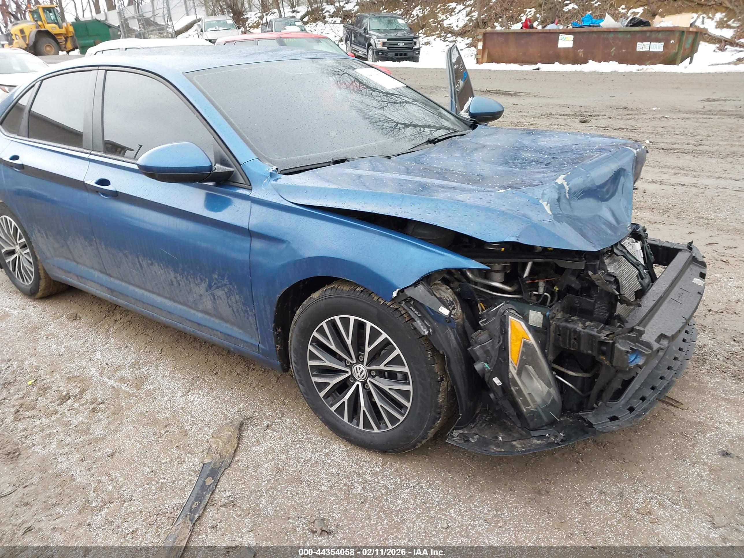 VOLKSWAGEN JETTA image 6