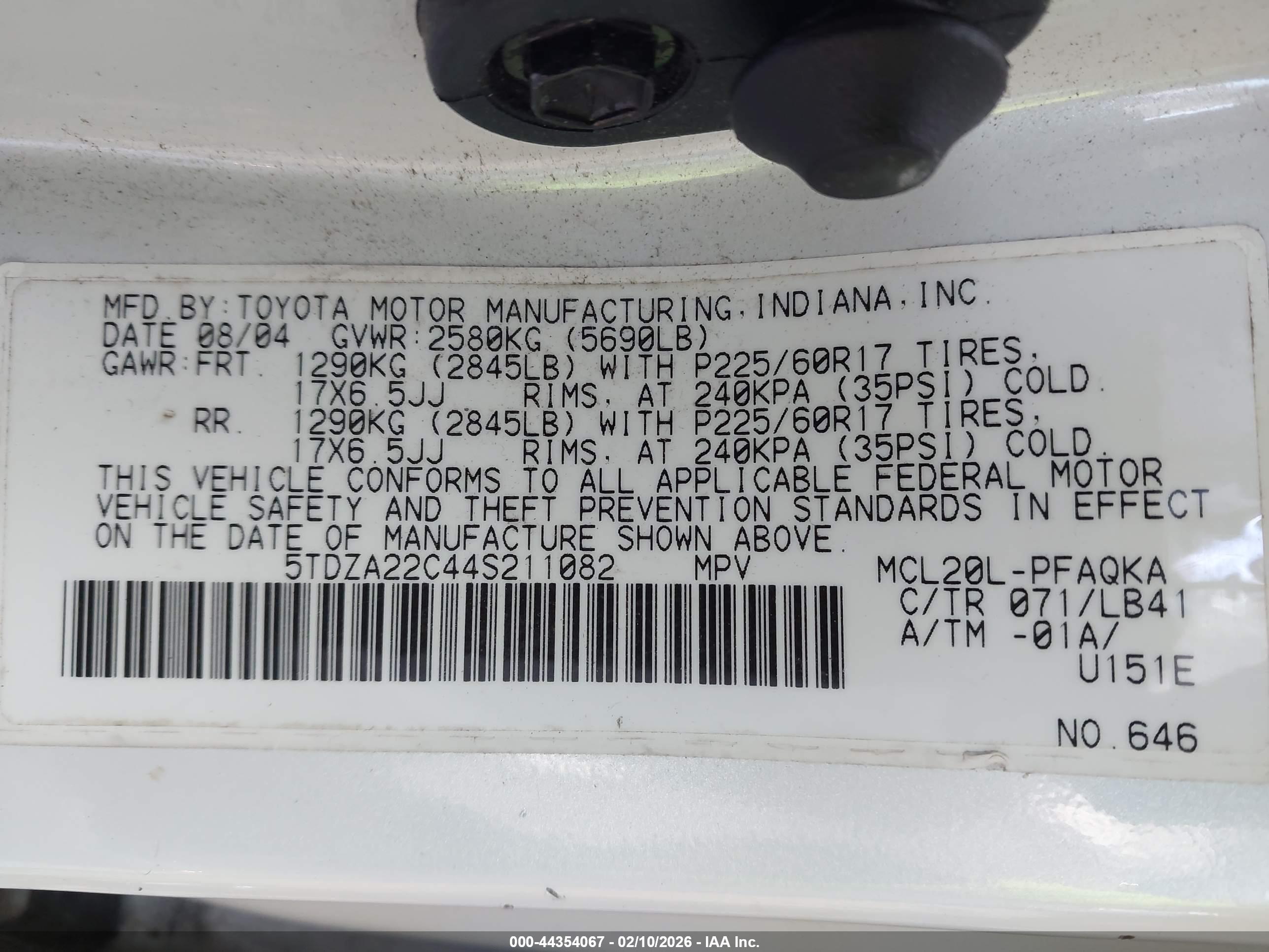 TOYOTA SIENNA image 9