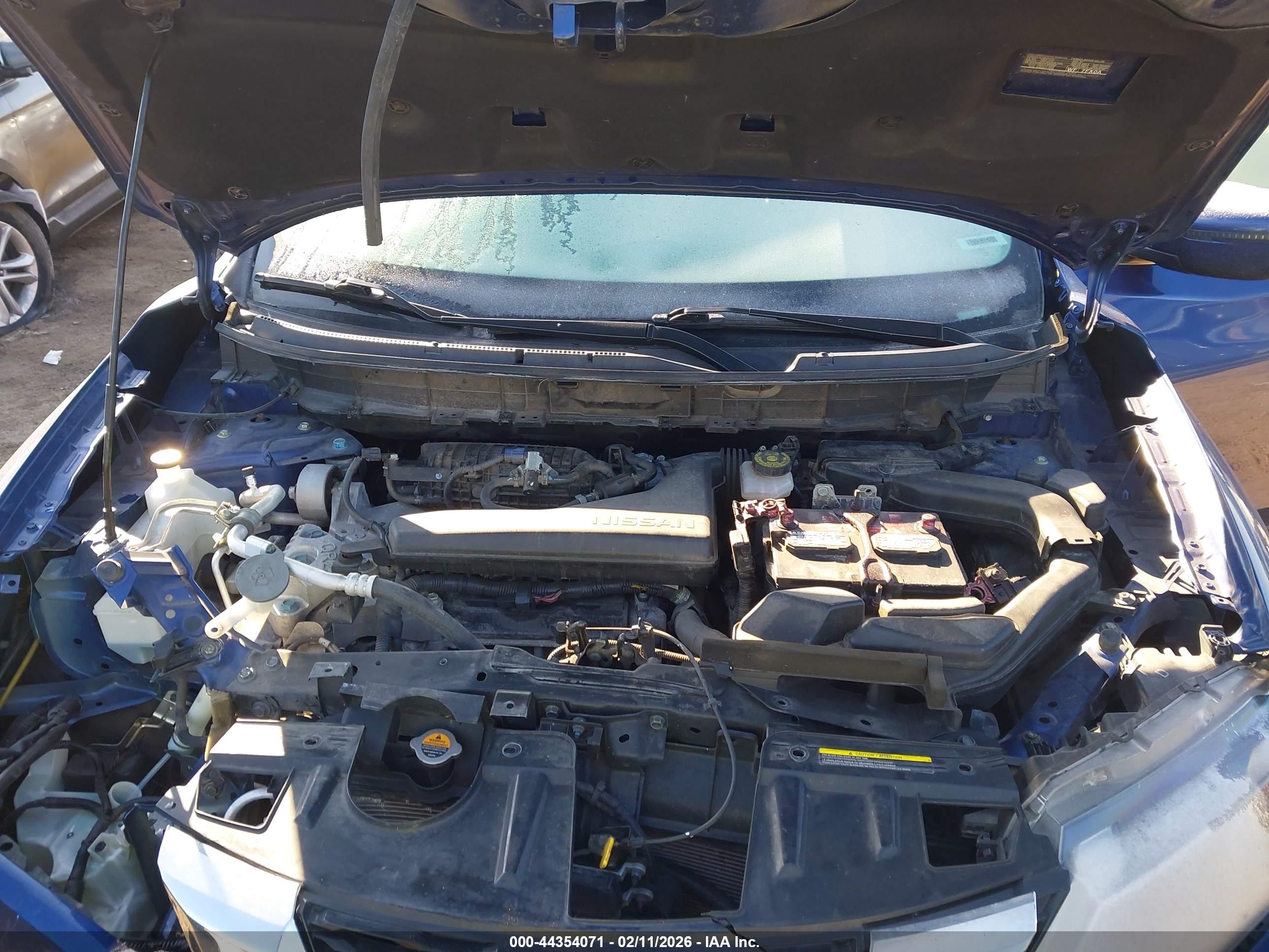 NISSAN ROGUE image 10
