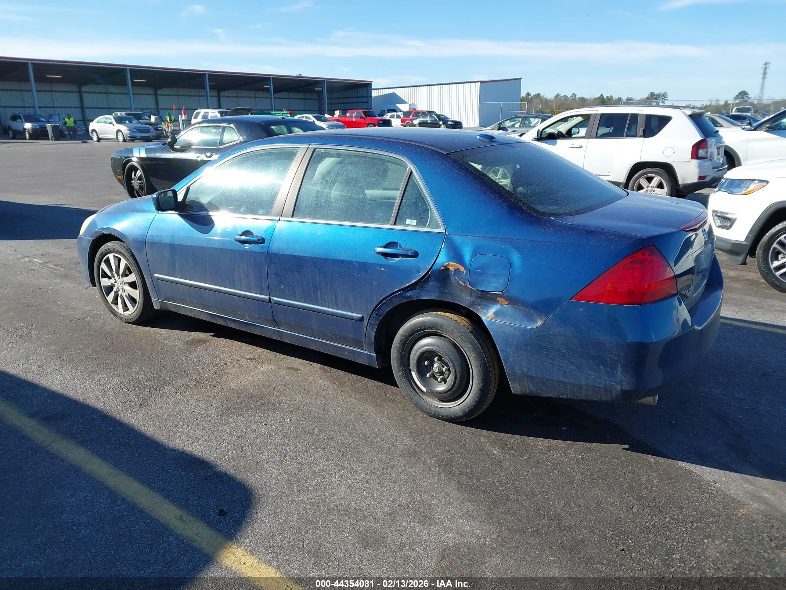 HONDA ACCORD image 3