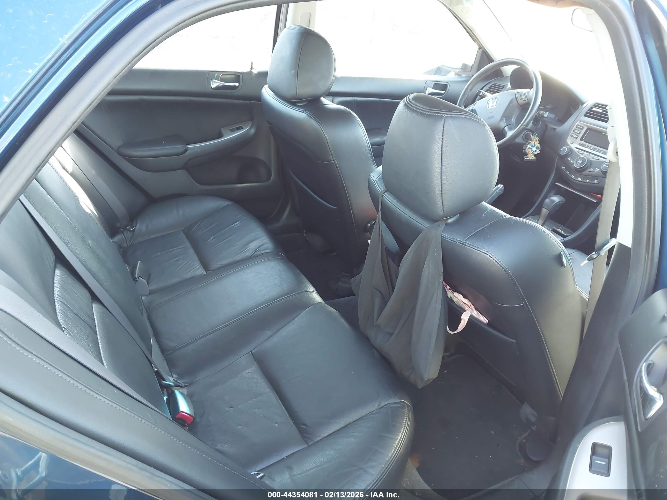 HONDA ACCORD image 8