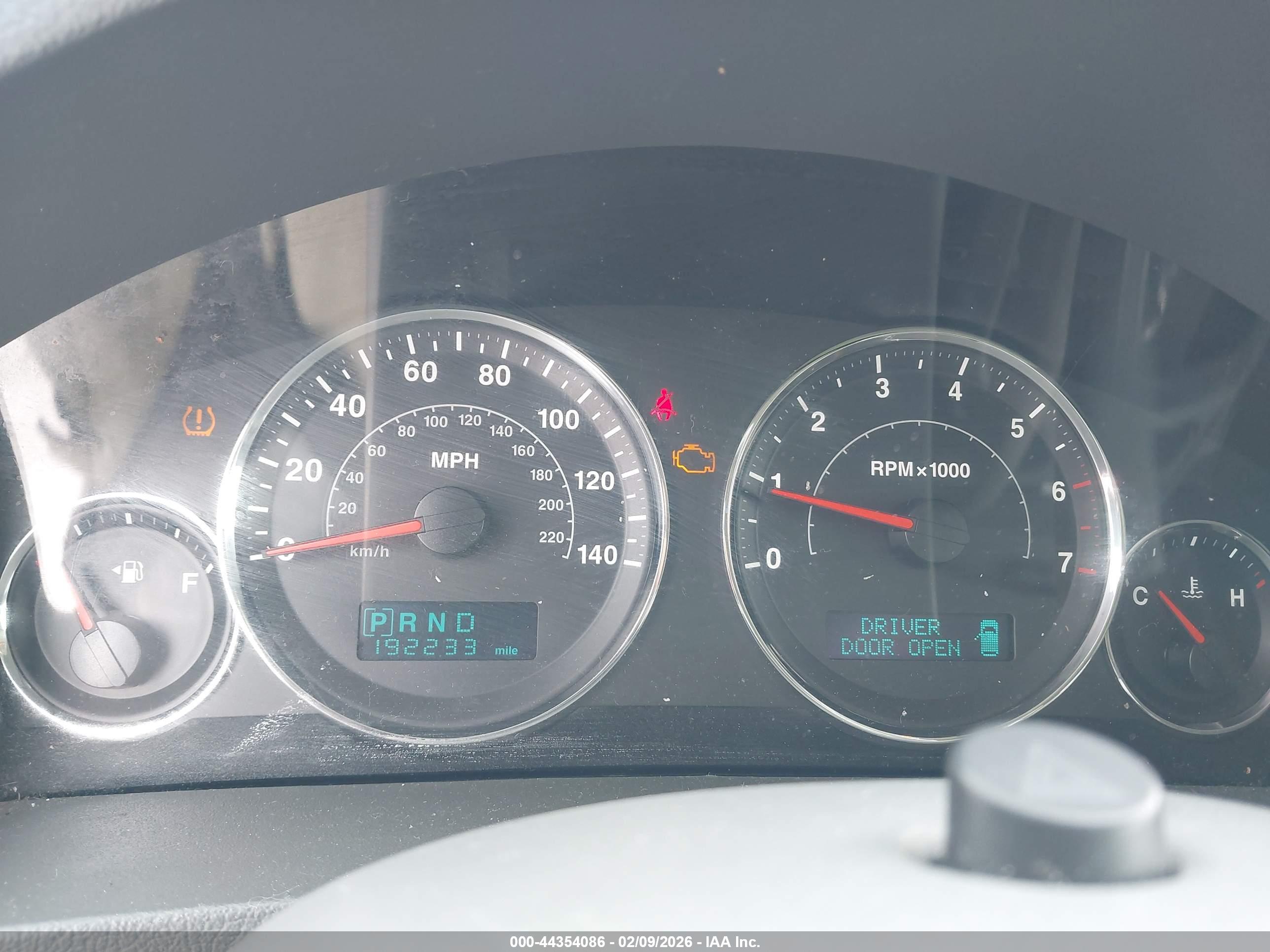 JEEP GRAND image 7