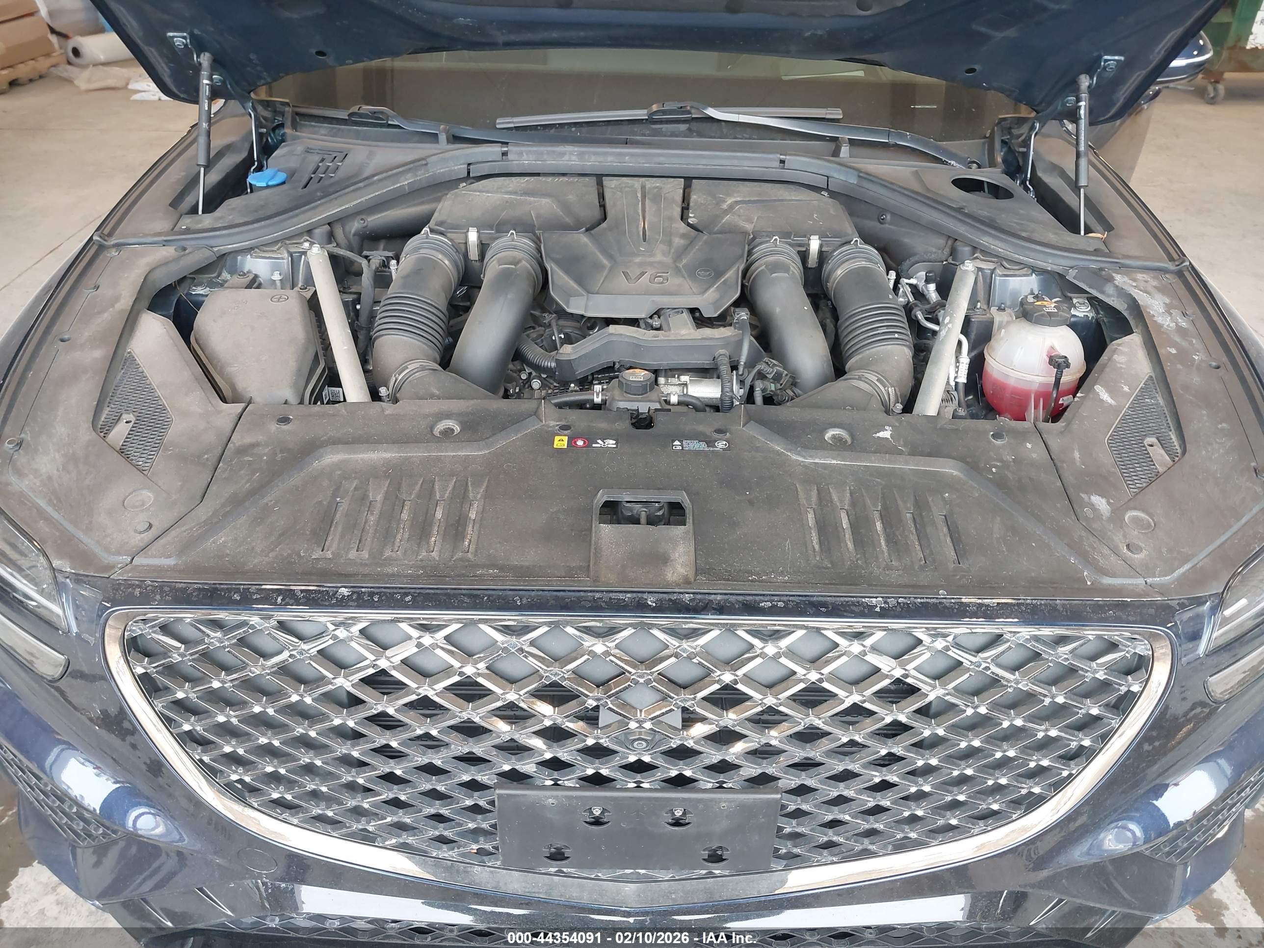 GENESIS GV70 image 10