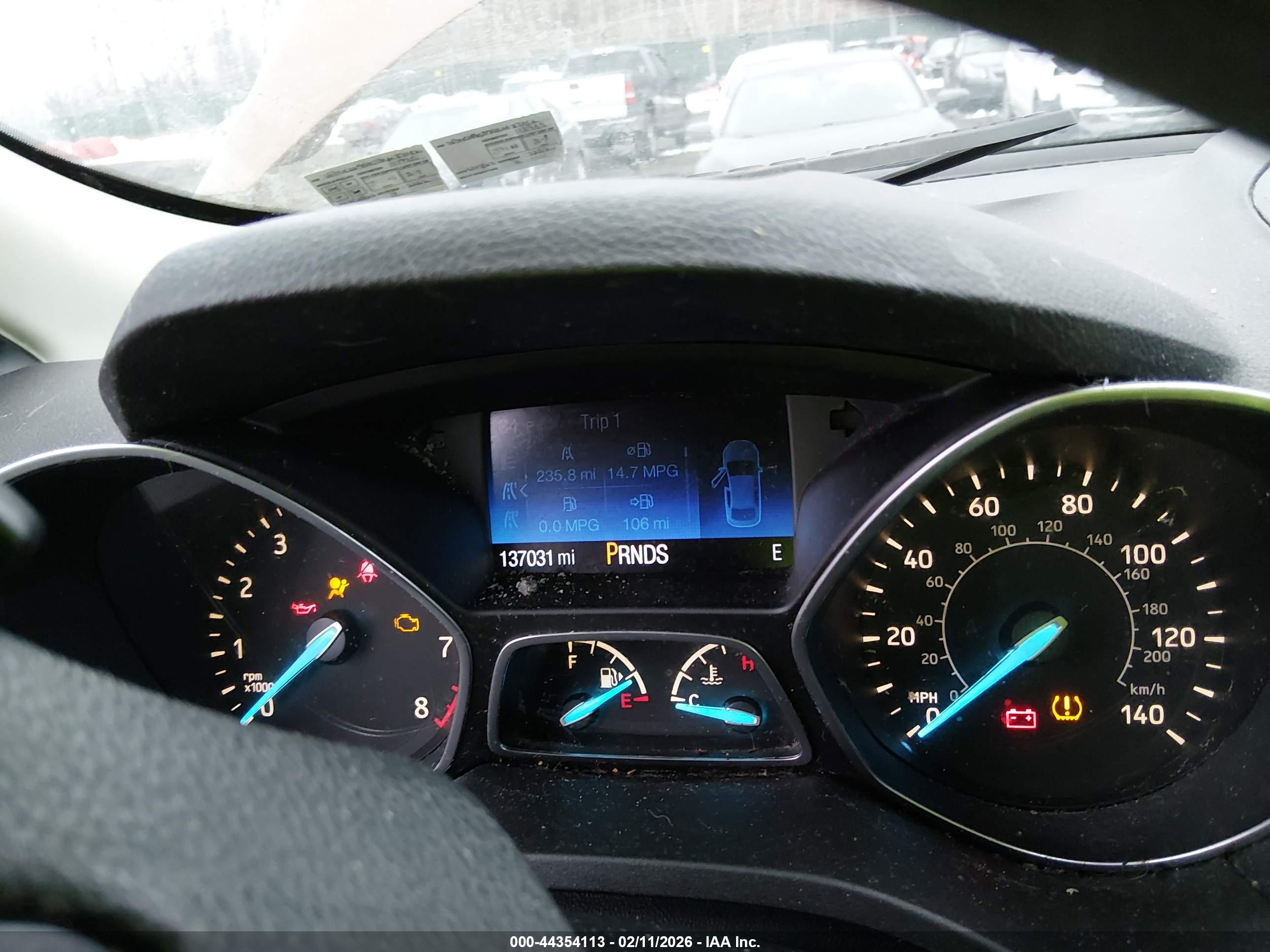 FORD ESCAPE image 7