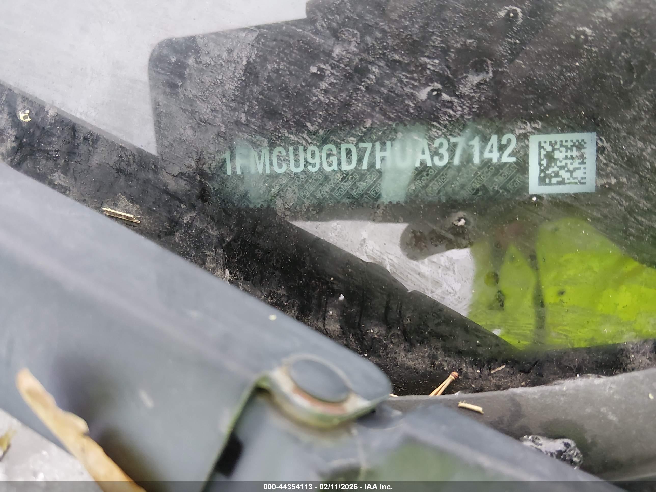 FORD ESCAPE image 9