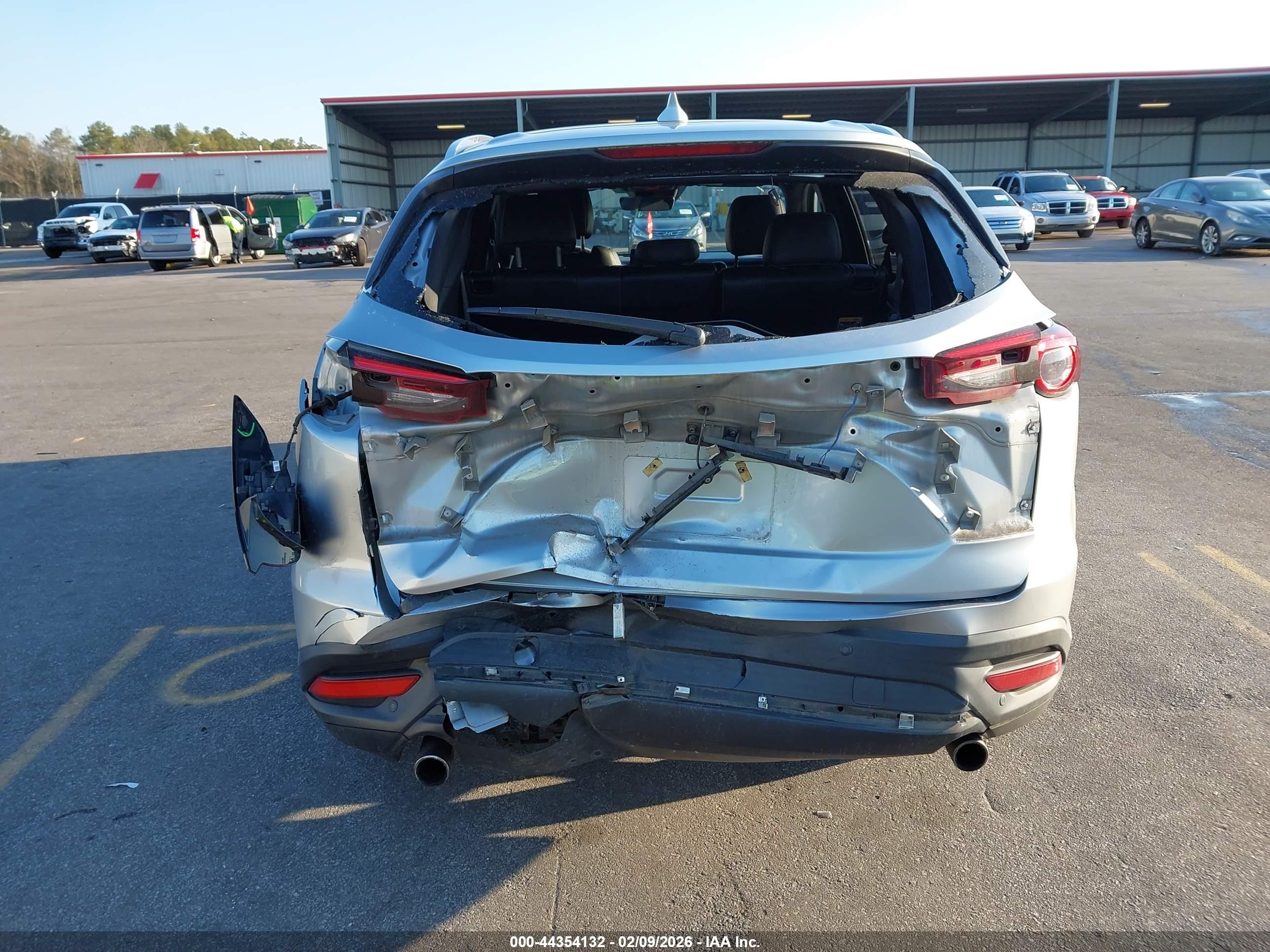 MAZDA CX-9 image 6