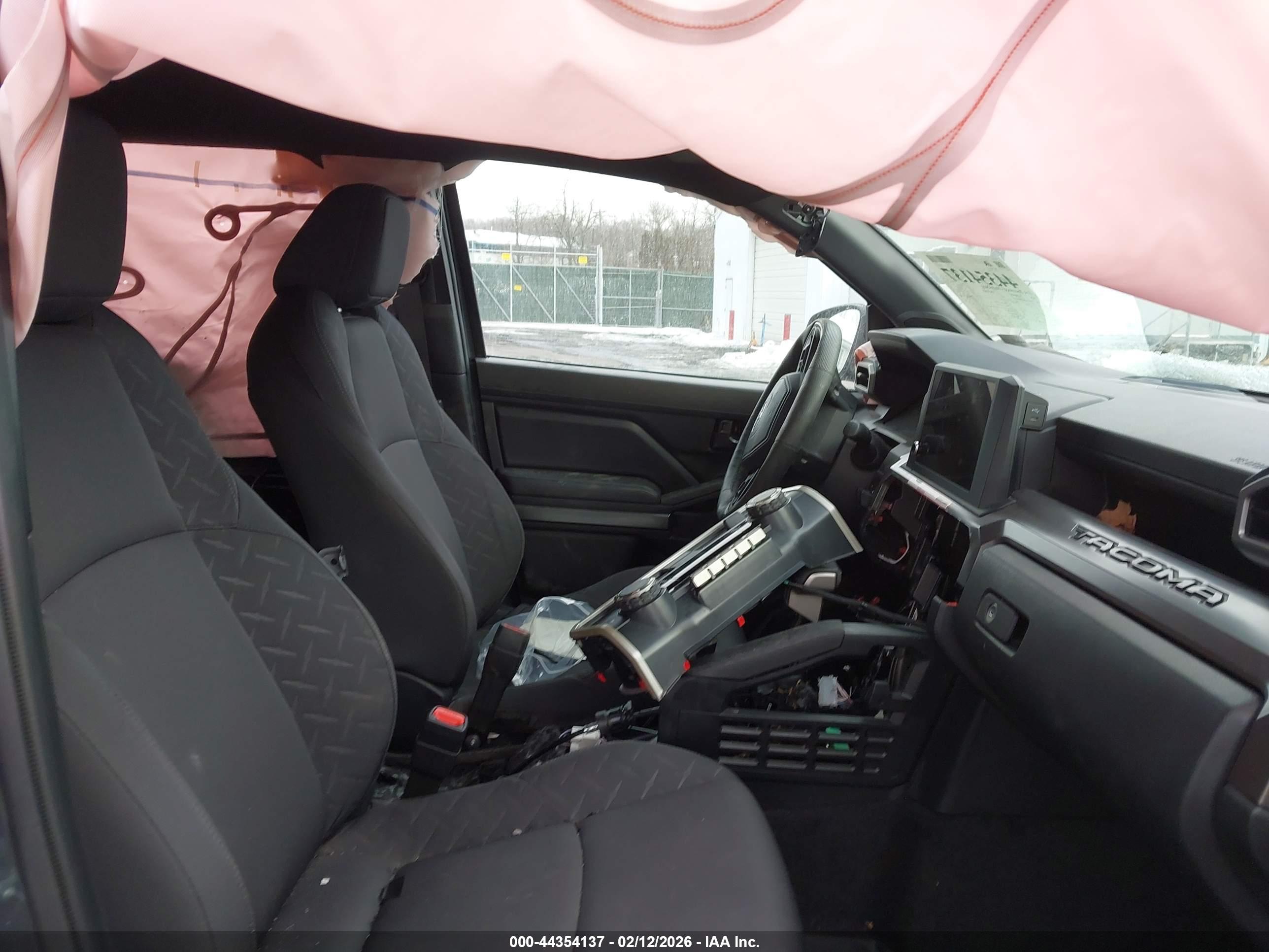 TOYOTA TACOMA image 5