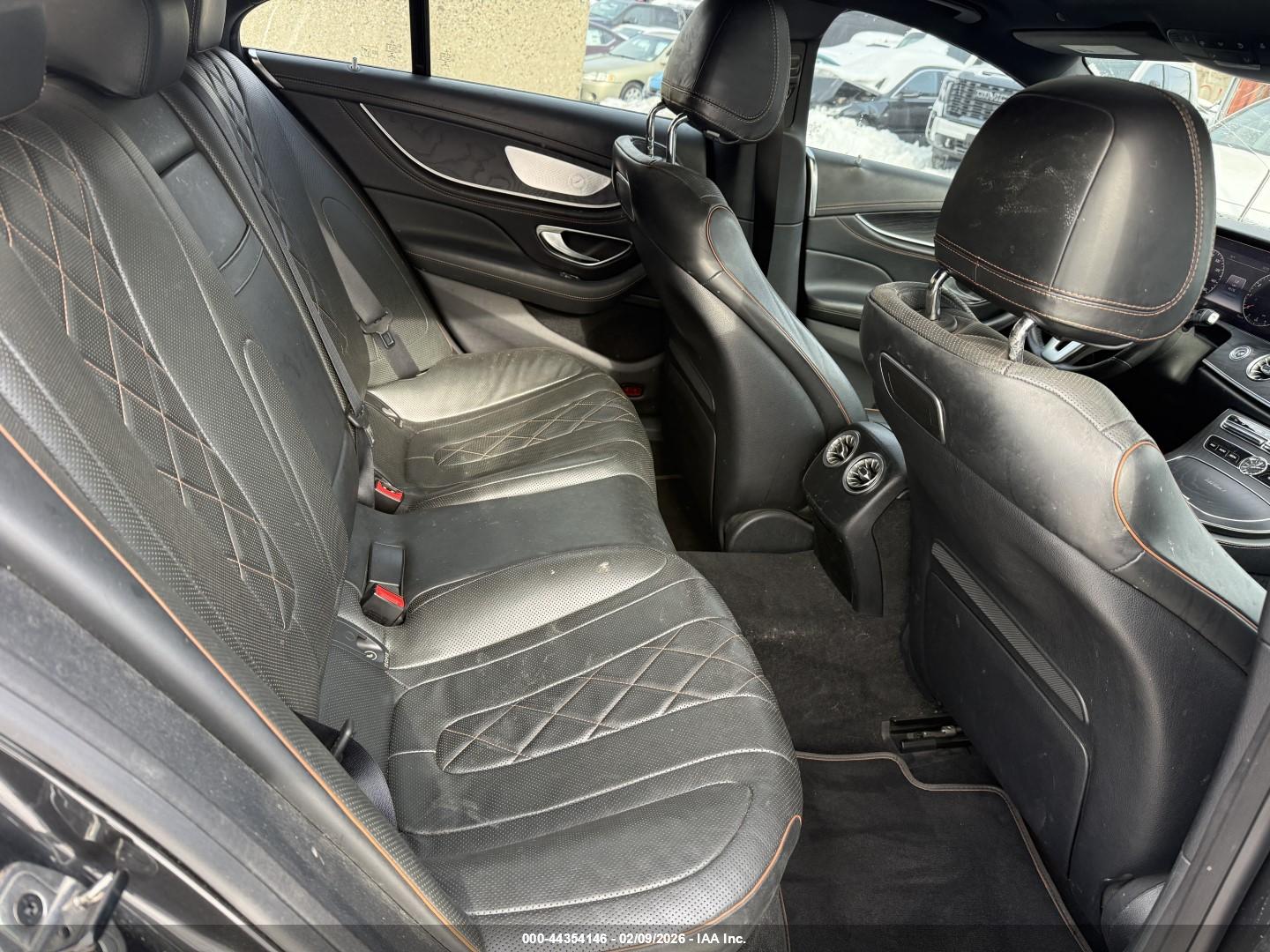 MERCEDES-BENZ CLS image 8