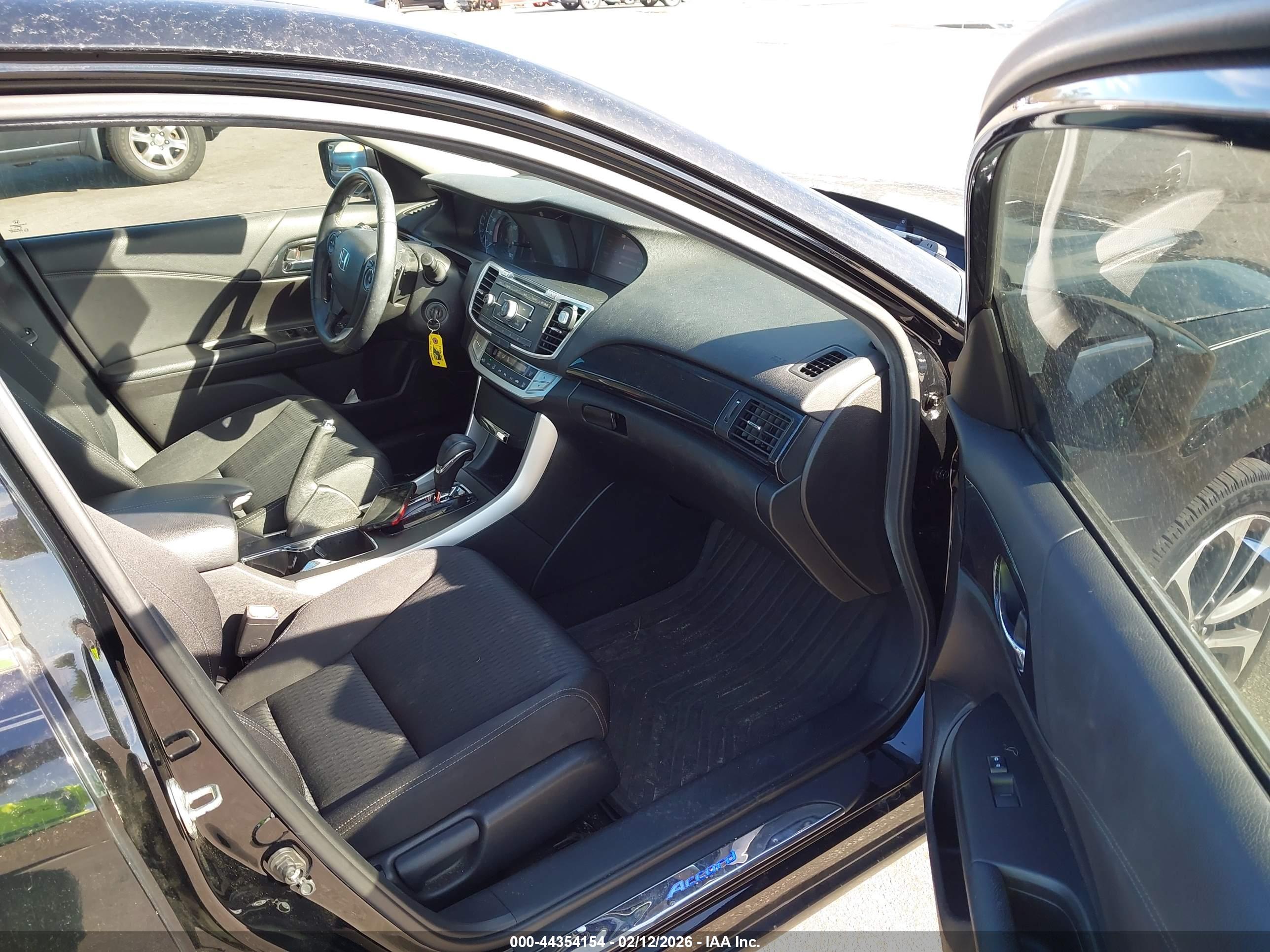 HONDA ACCORD image 5