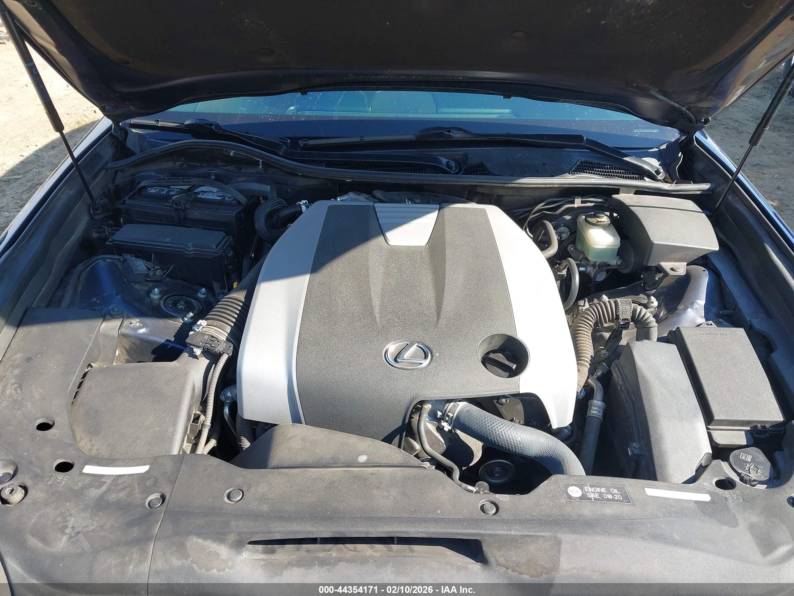 LEXUS GS image 10