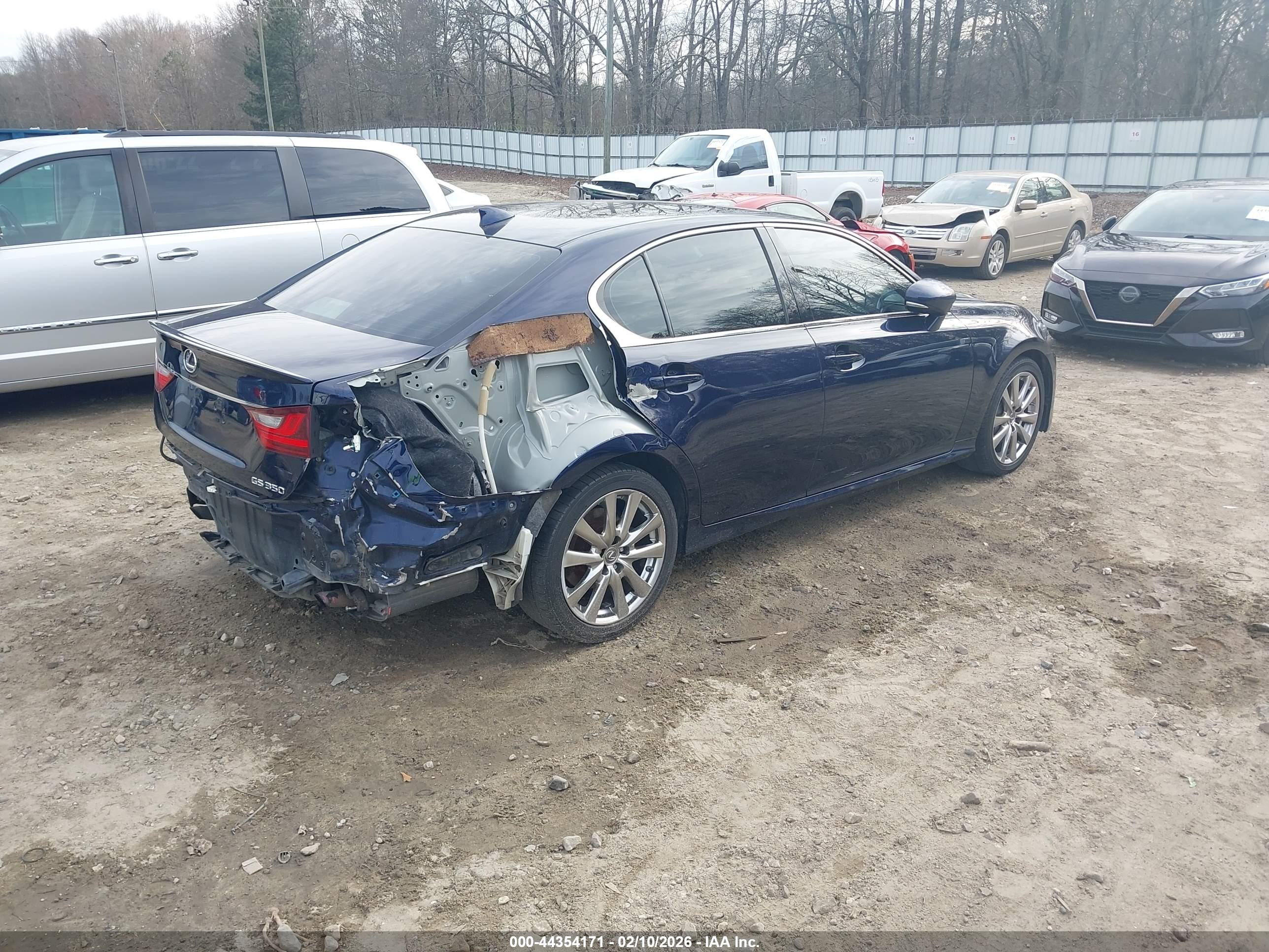 LEXUS GS image 4