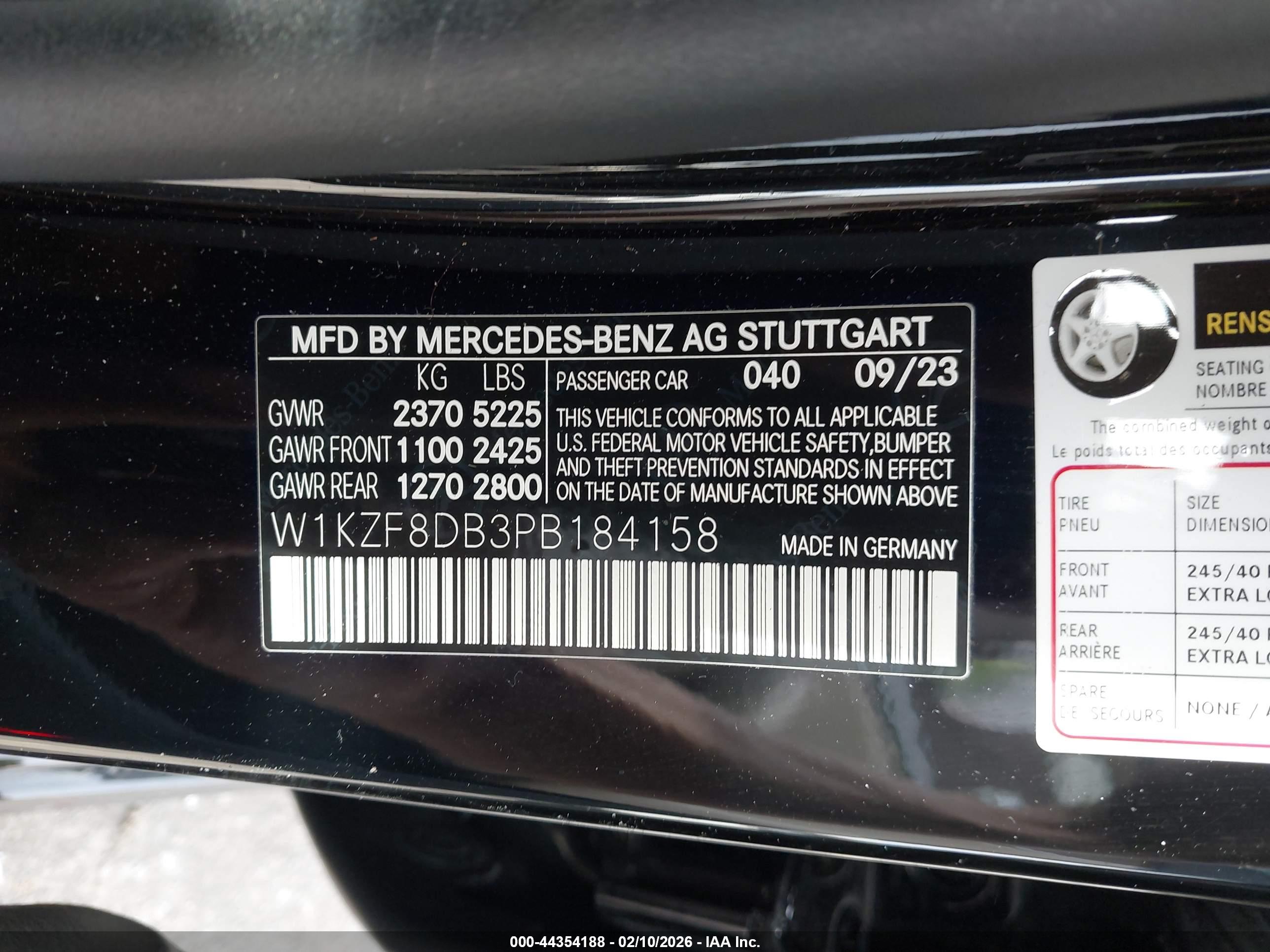 MERCEDES-BENZ E image 9