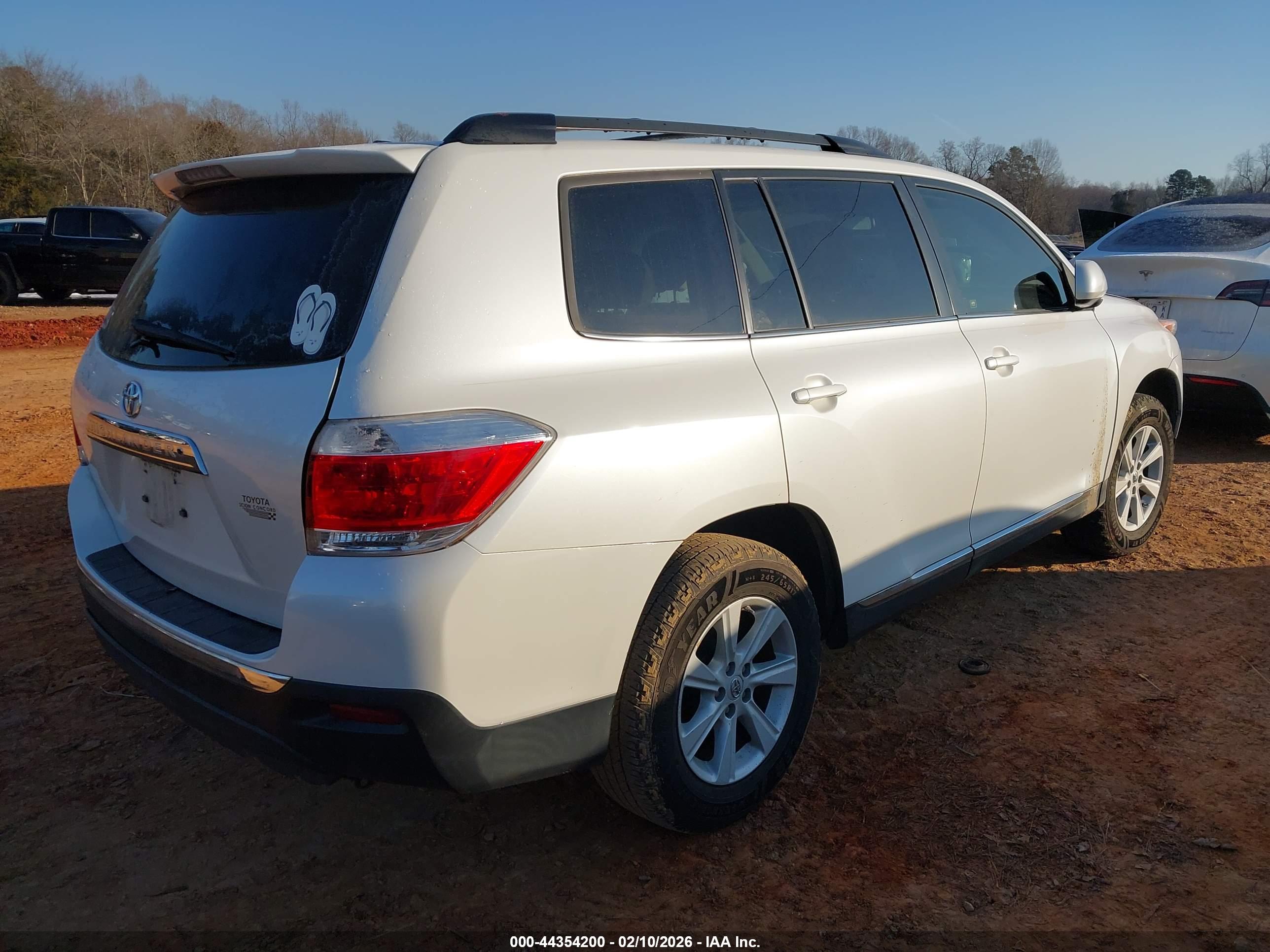 TOYOTA HIGHLANDER image 4