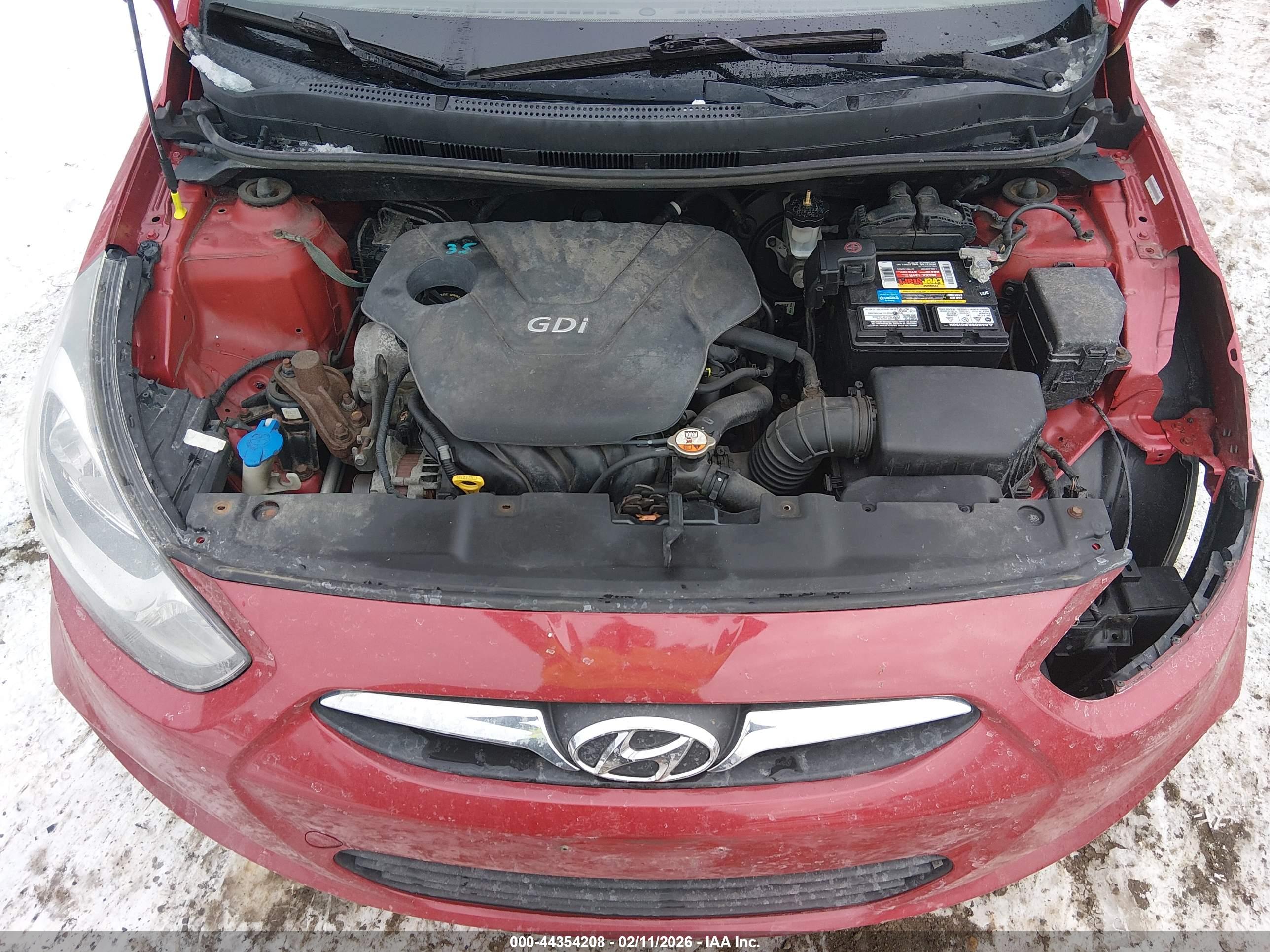 HYUNDAI ACCENT image 10