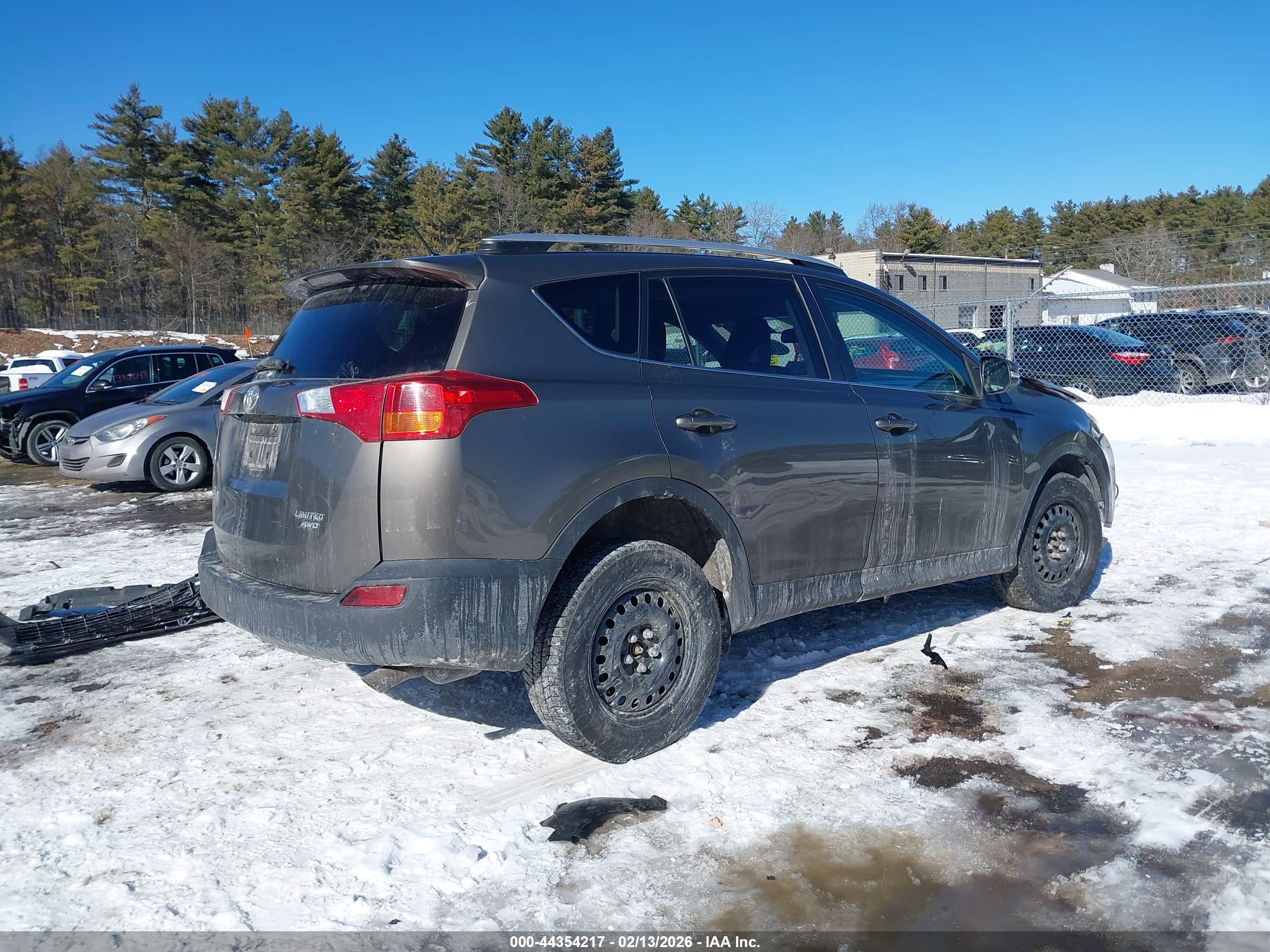 TOYOTA RAV4 image 4