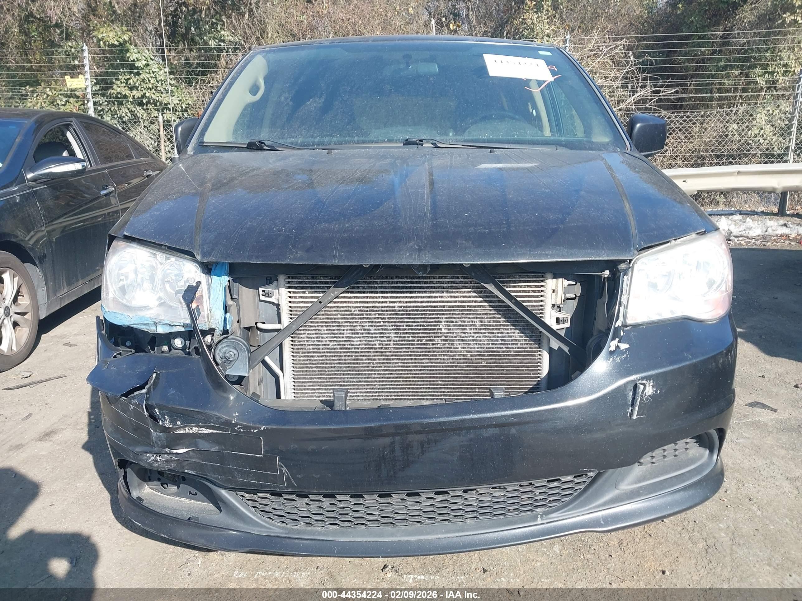 DODGE GRAND image 6