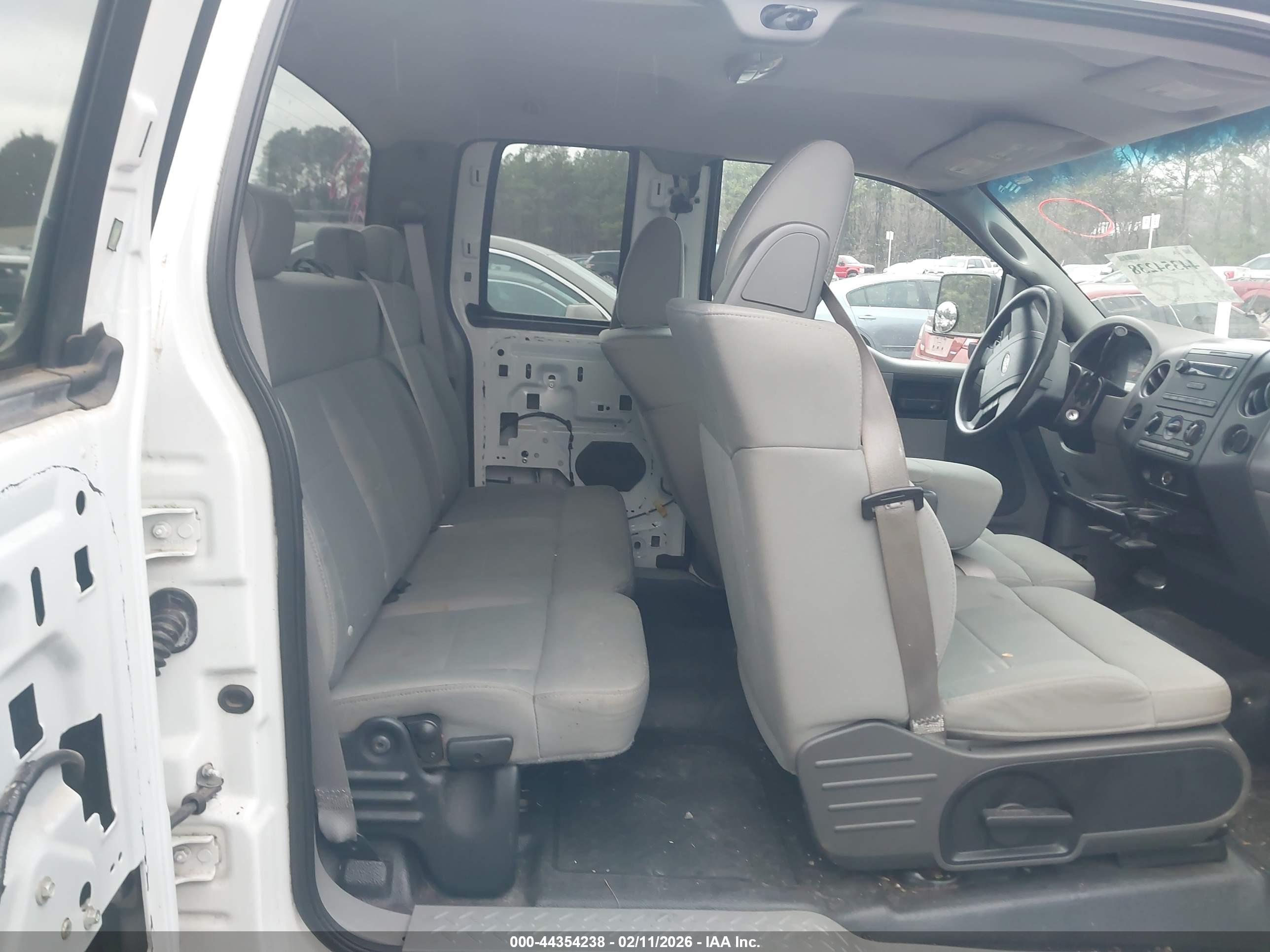FORD F-150 image 8