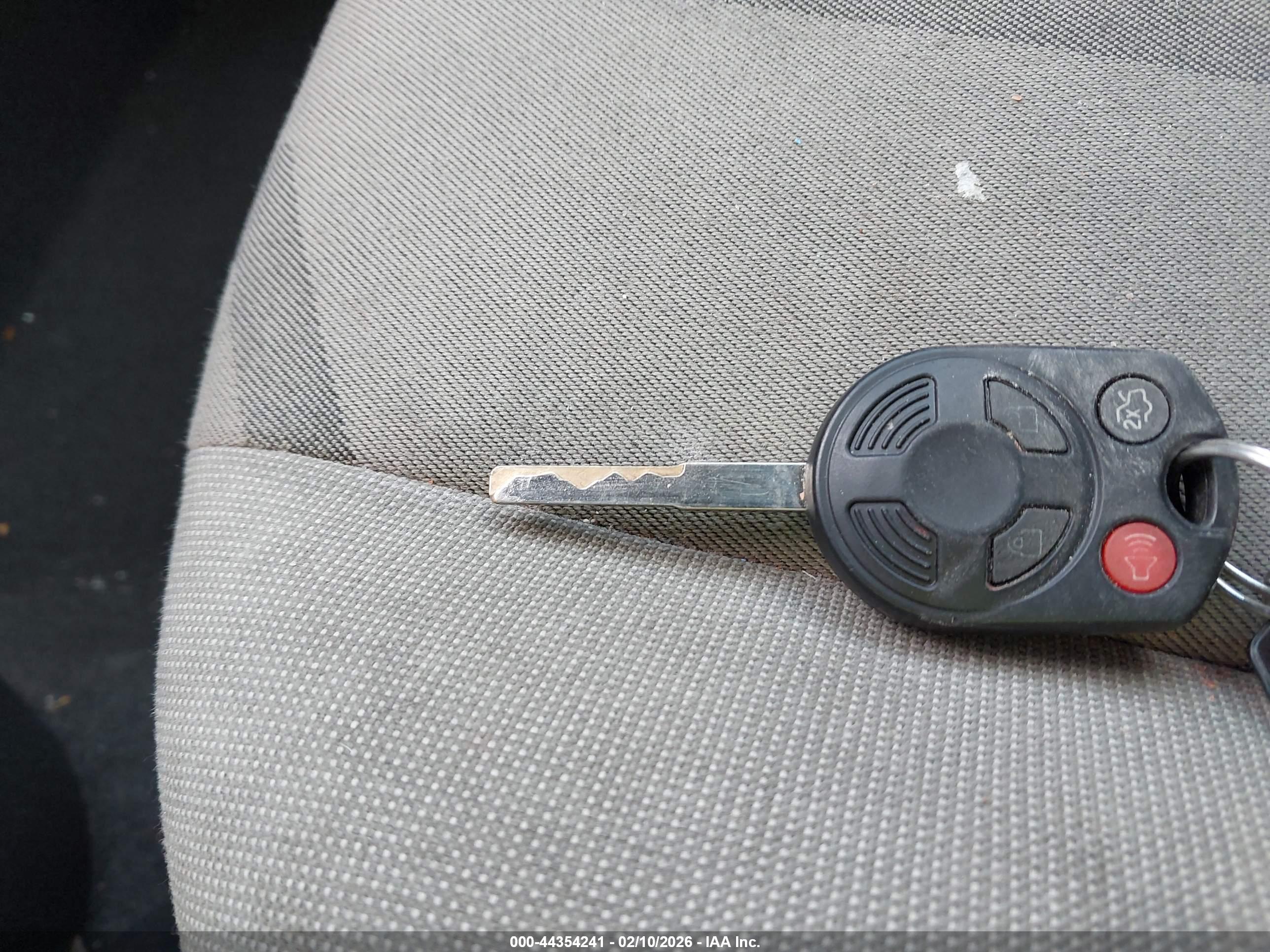 FORD TRANSIT image 11