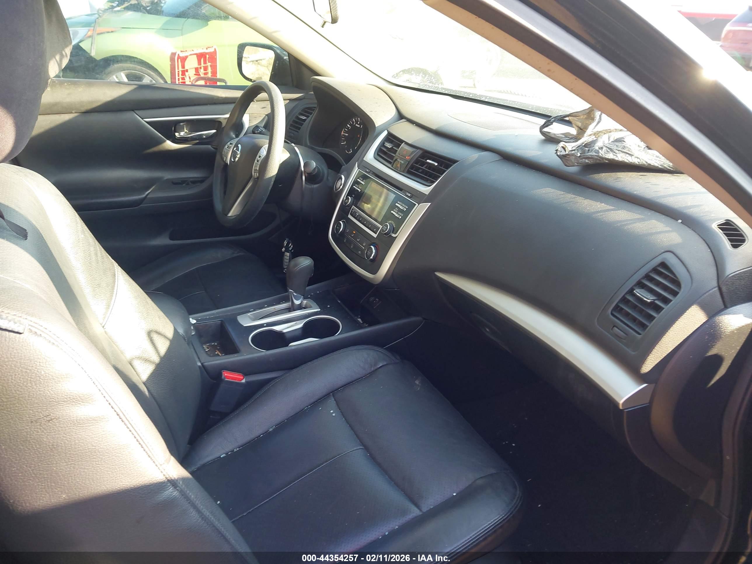 NISSAN ALTIMA image 5