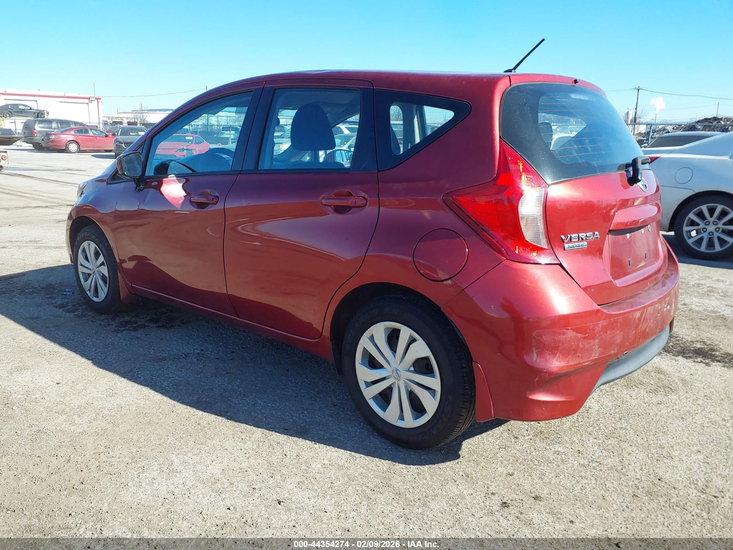 NISSAN VERSA image 3
