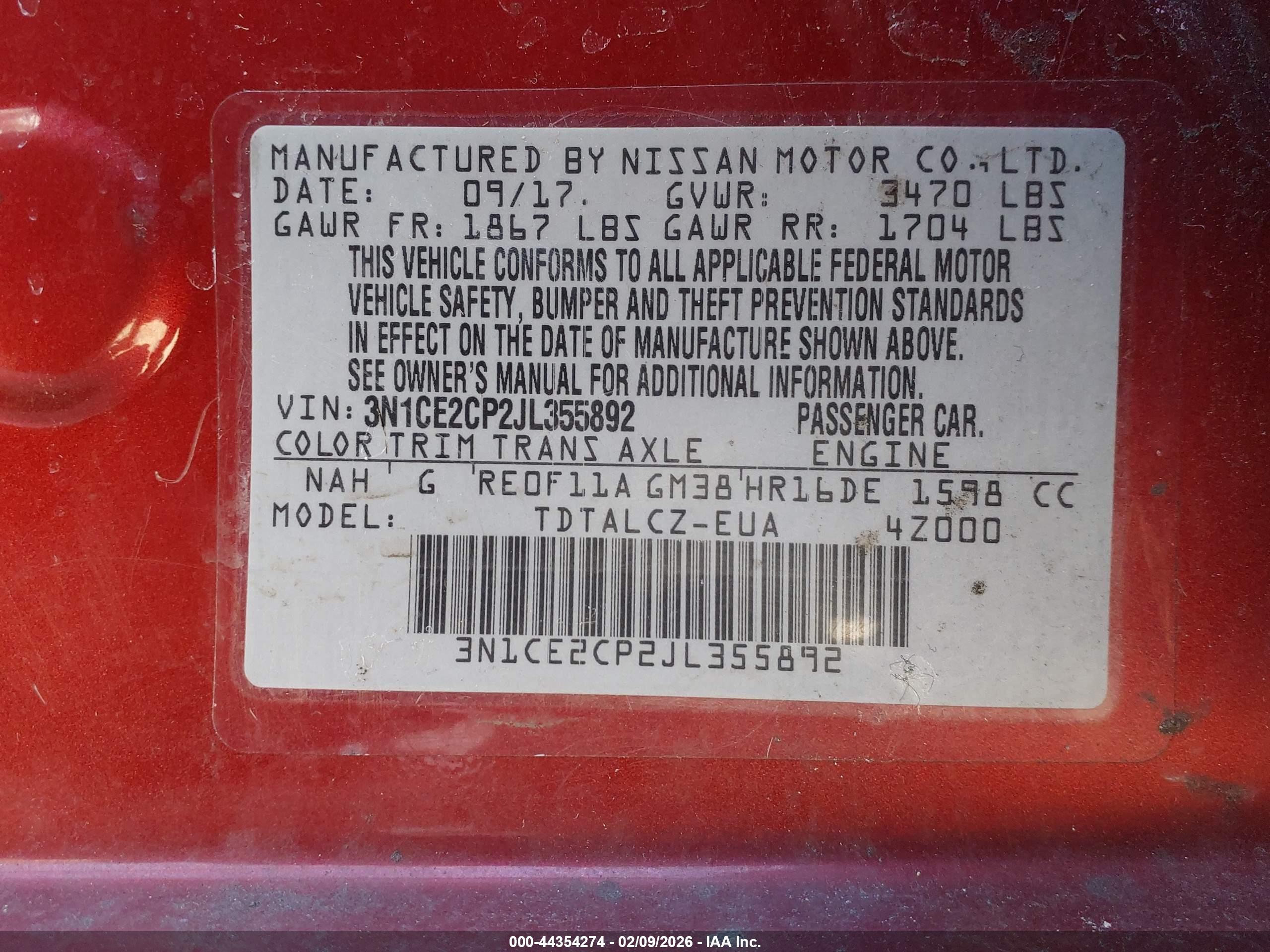 NISSAN VERSA image 9